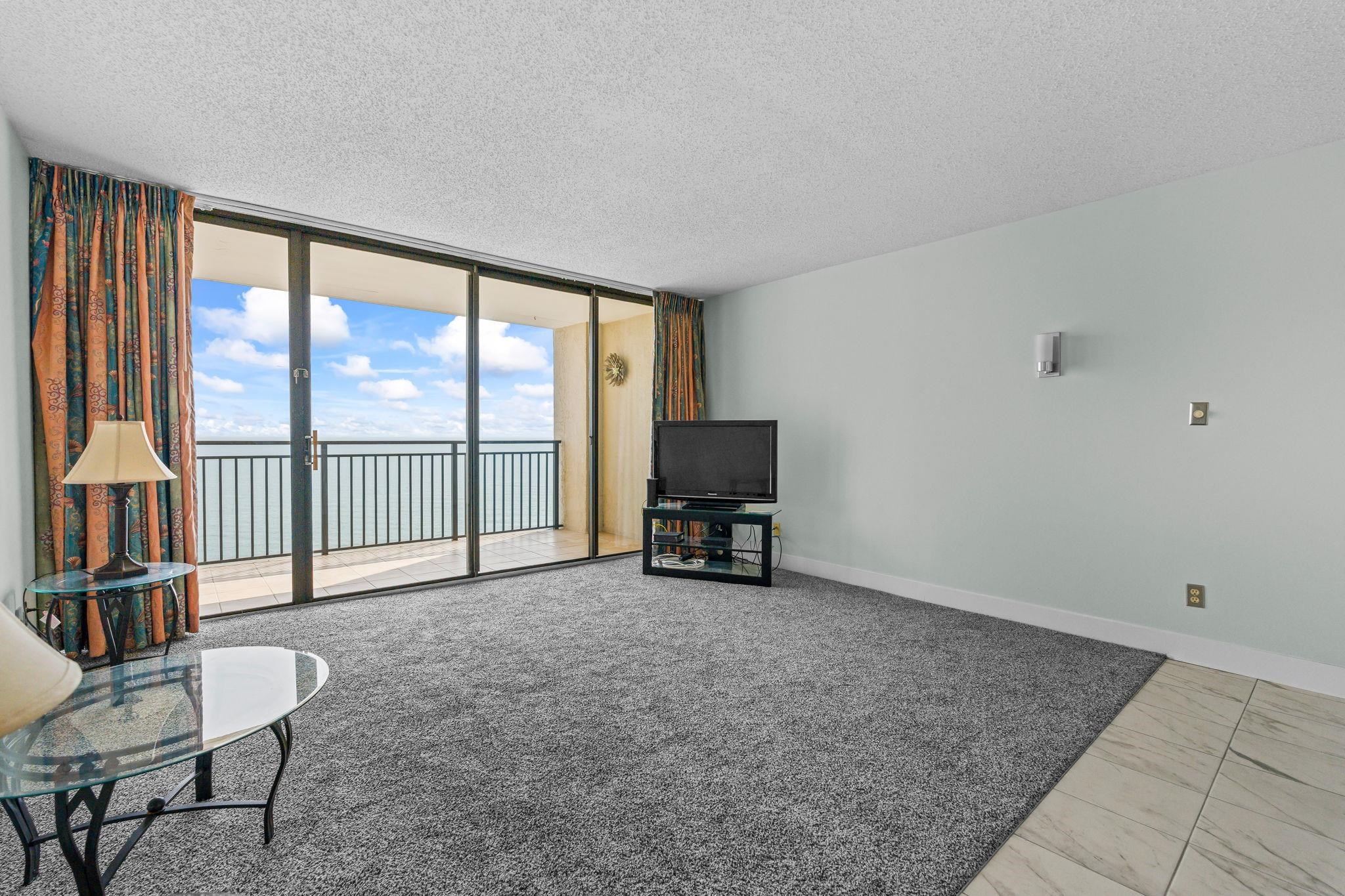 5523 North Ocean Blvd. Property Photo 11