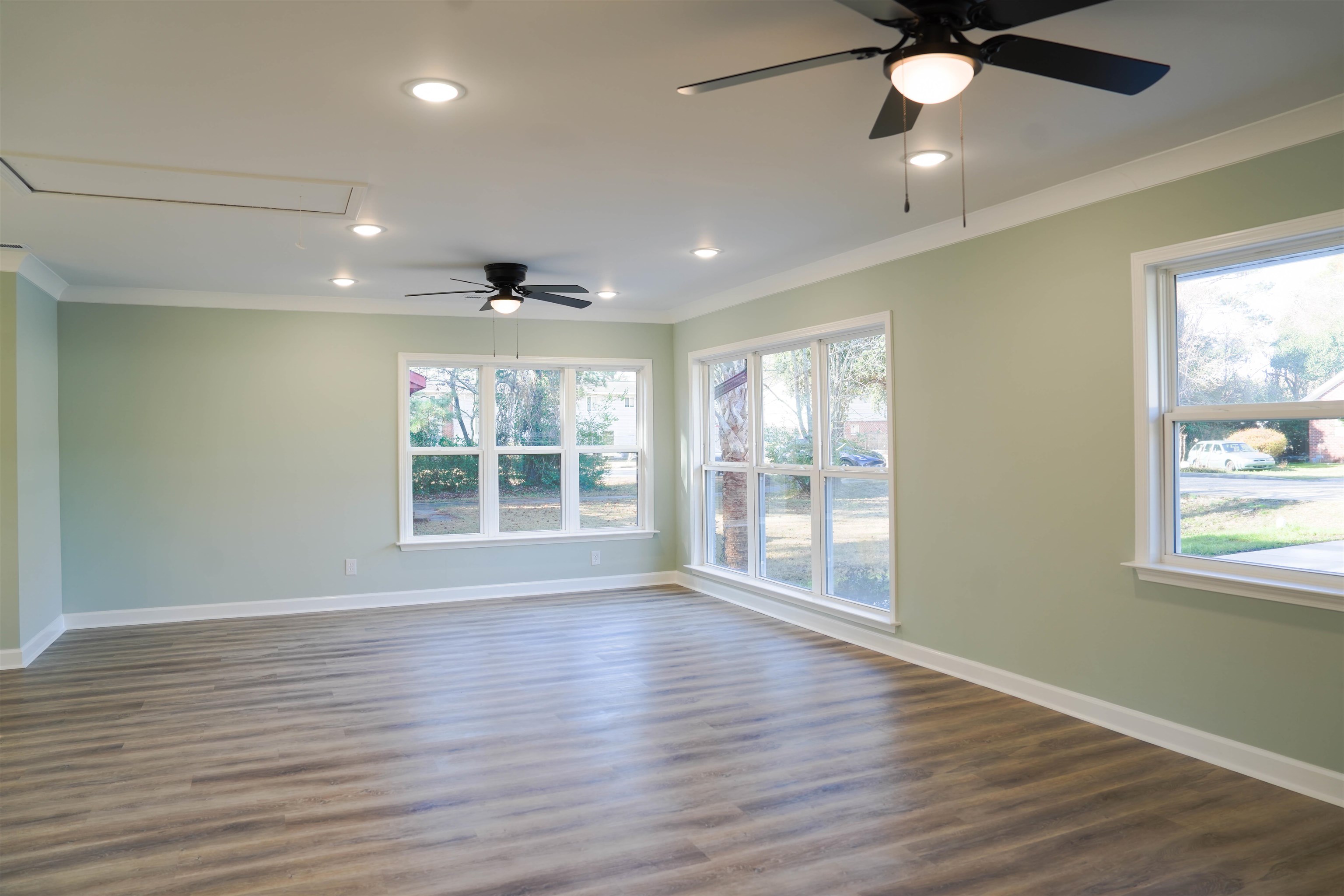 1104 Ragin St. Property Photo 6