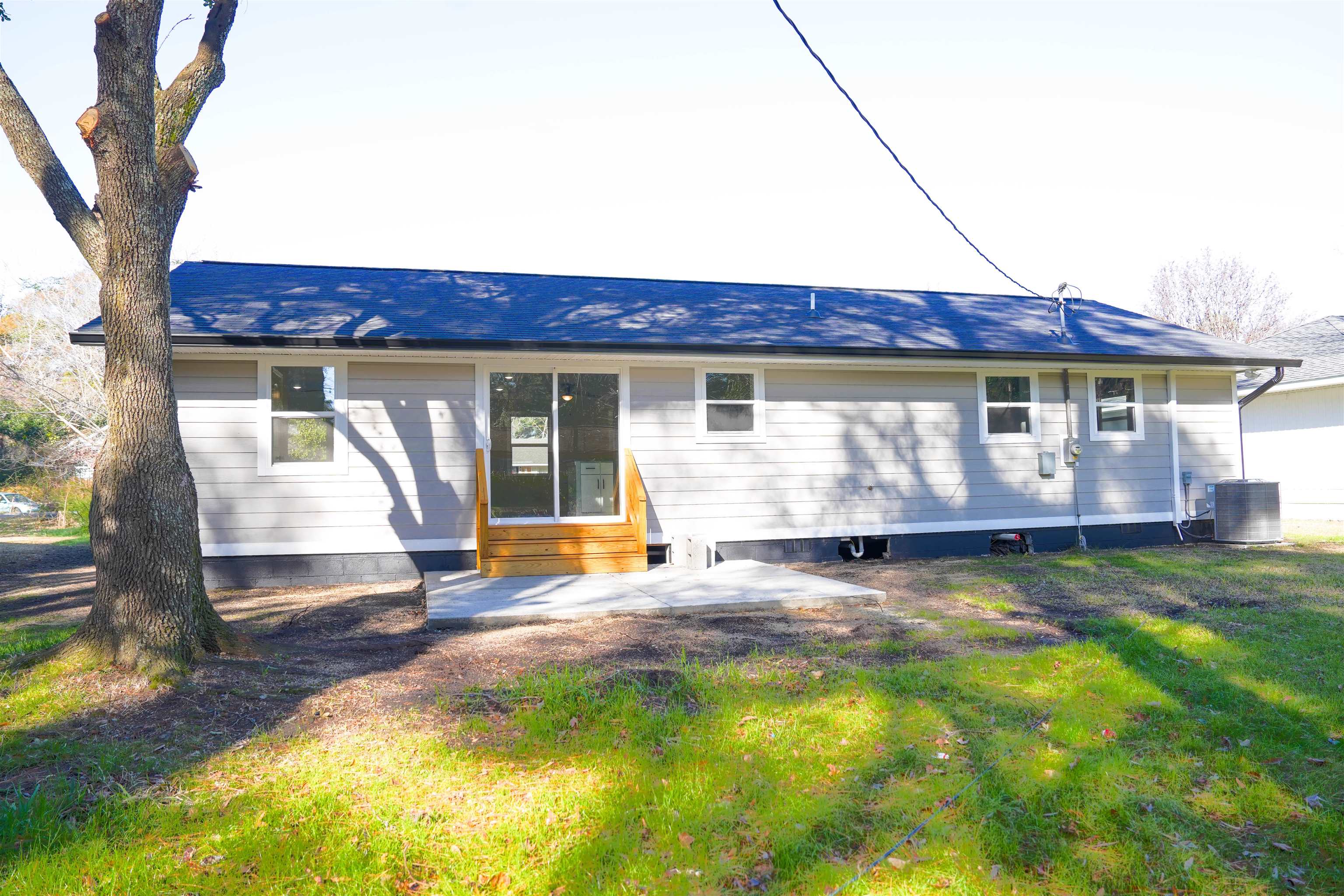 1104 Ragin St. Property Photo 23
