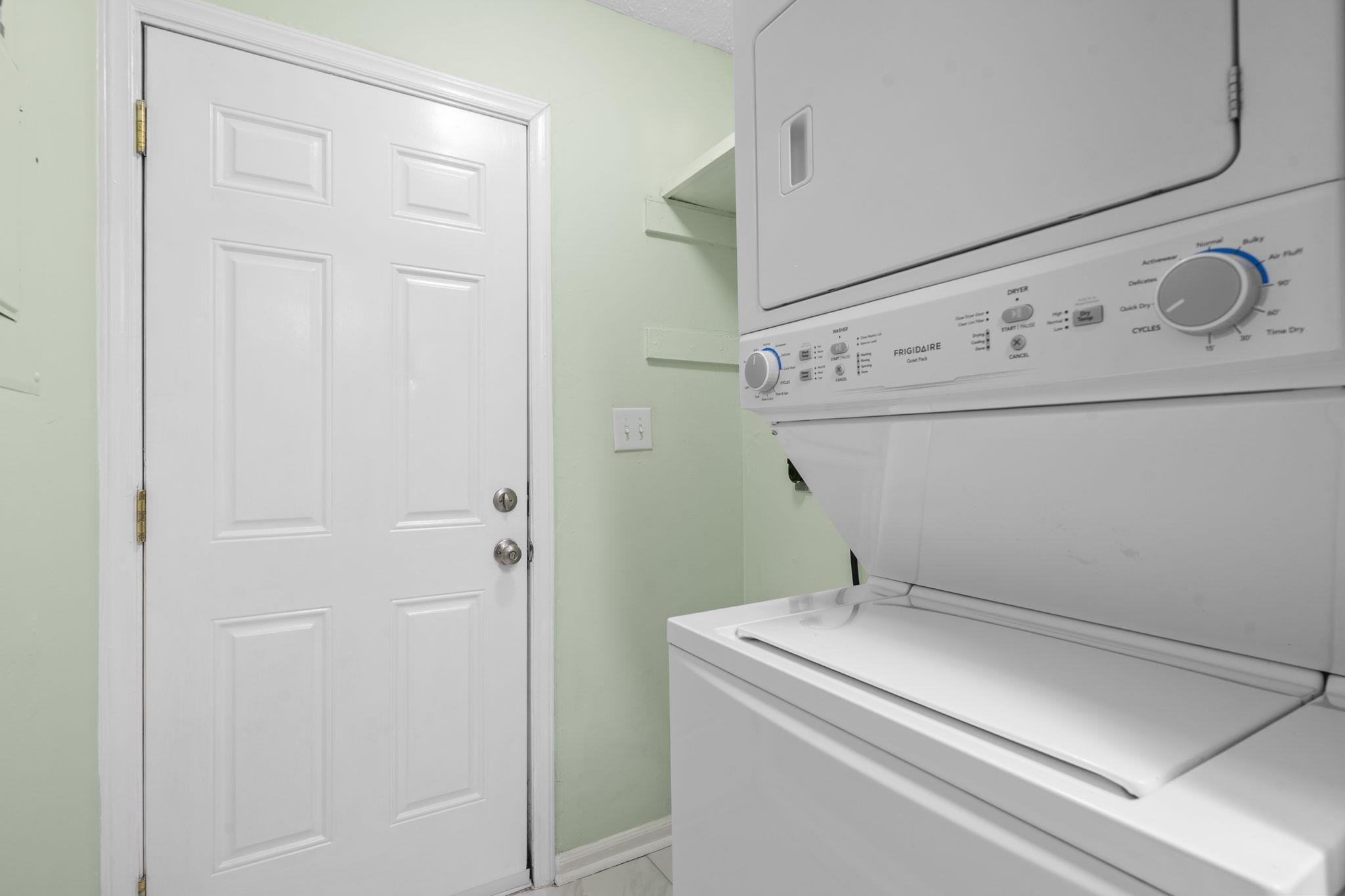 209 Cedar St. Property Photo 15