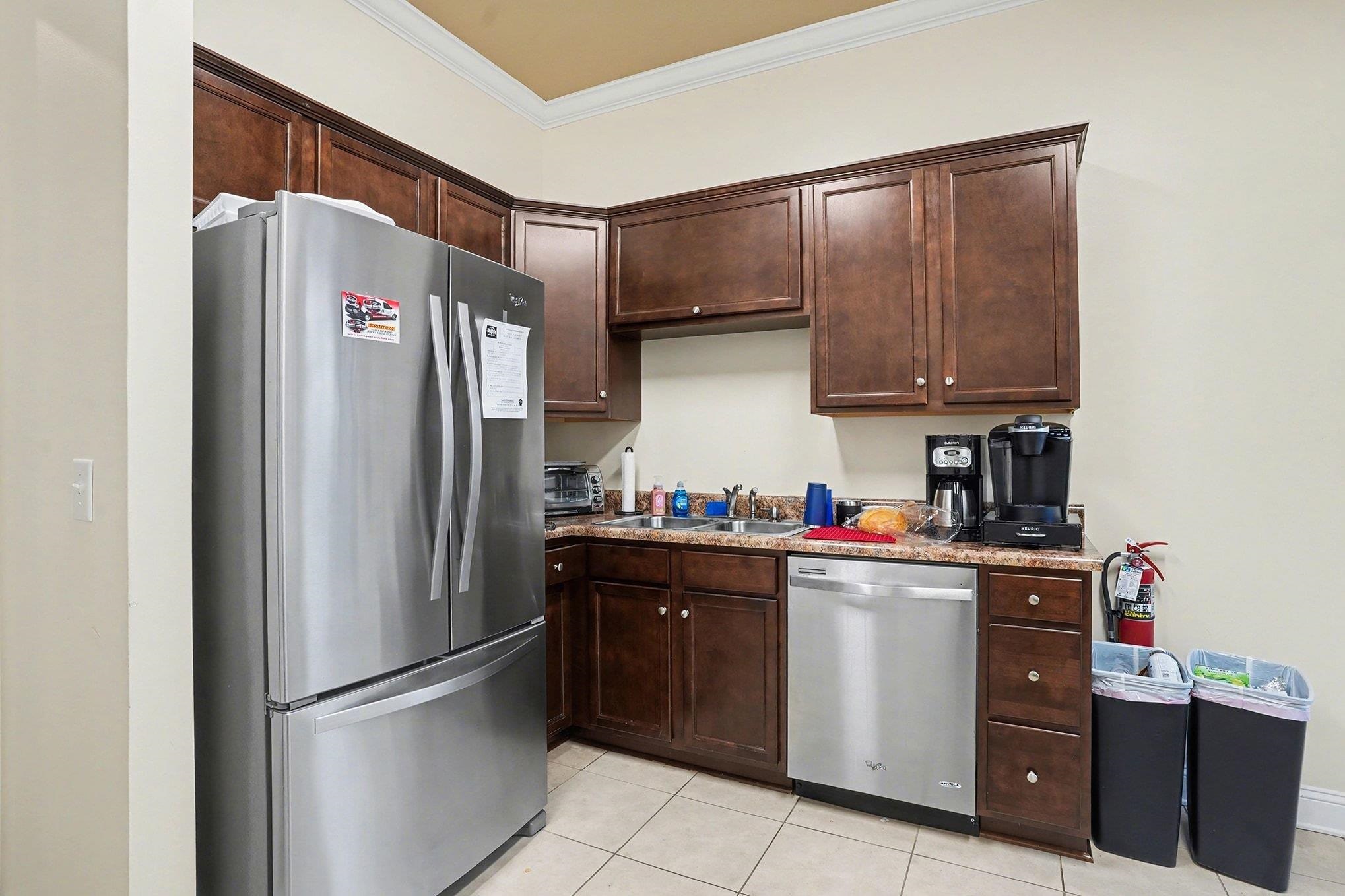 4605 Oleander Dr. Property Photo 12