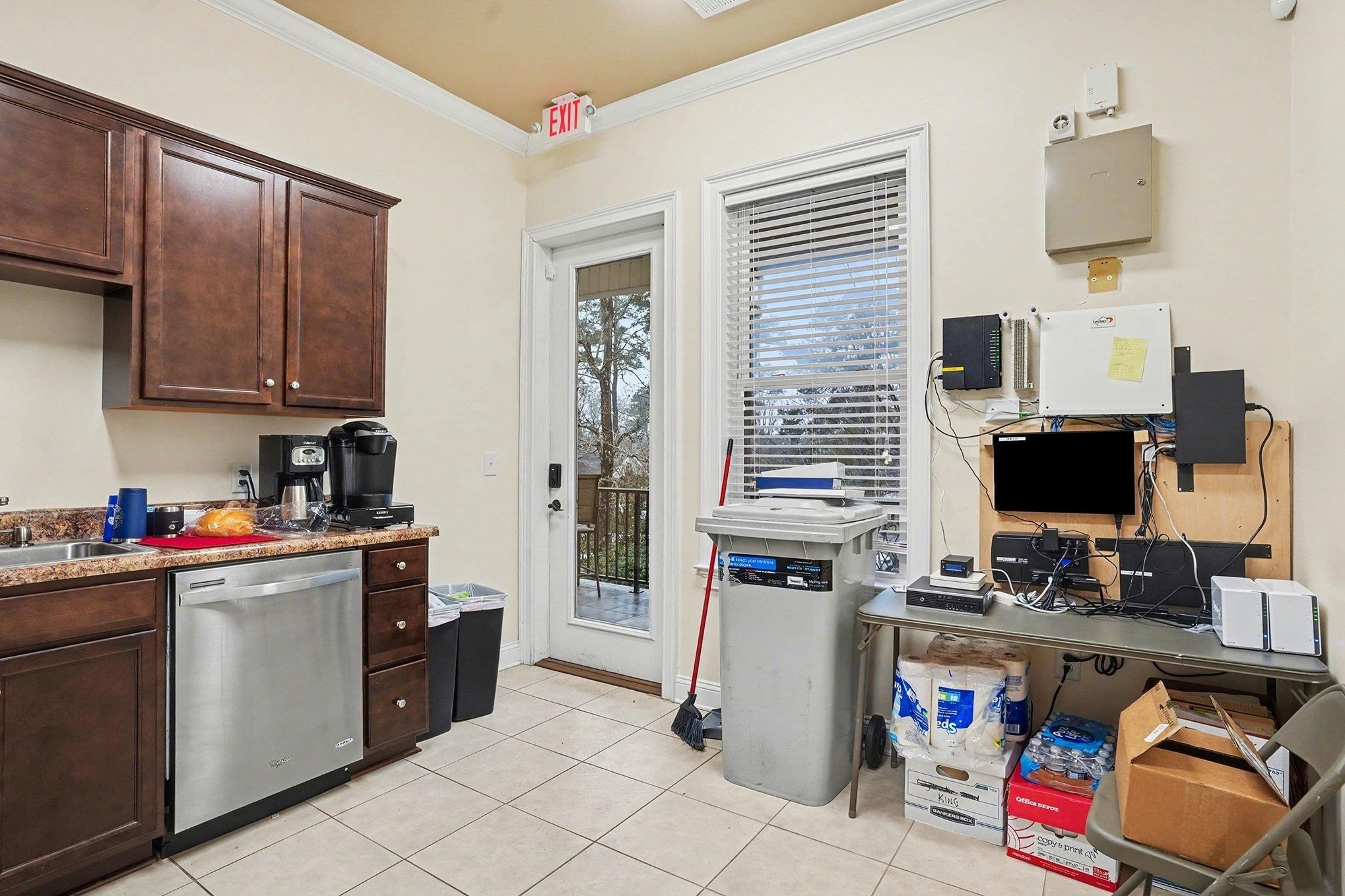 4605 Oleander Dr. Property Photo 13