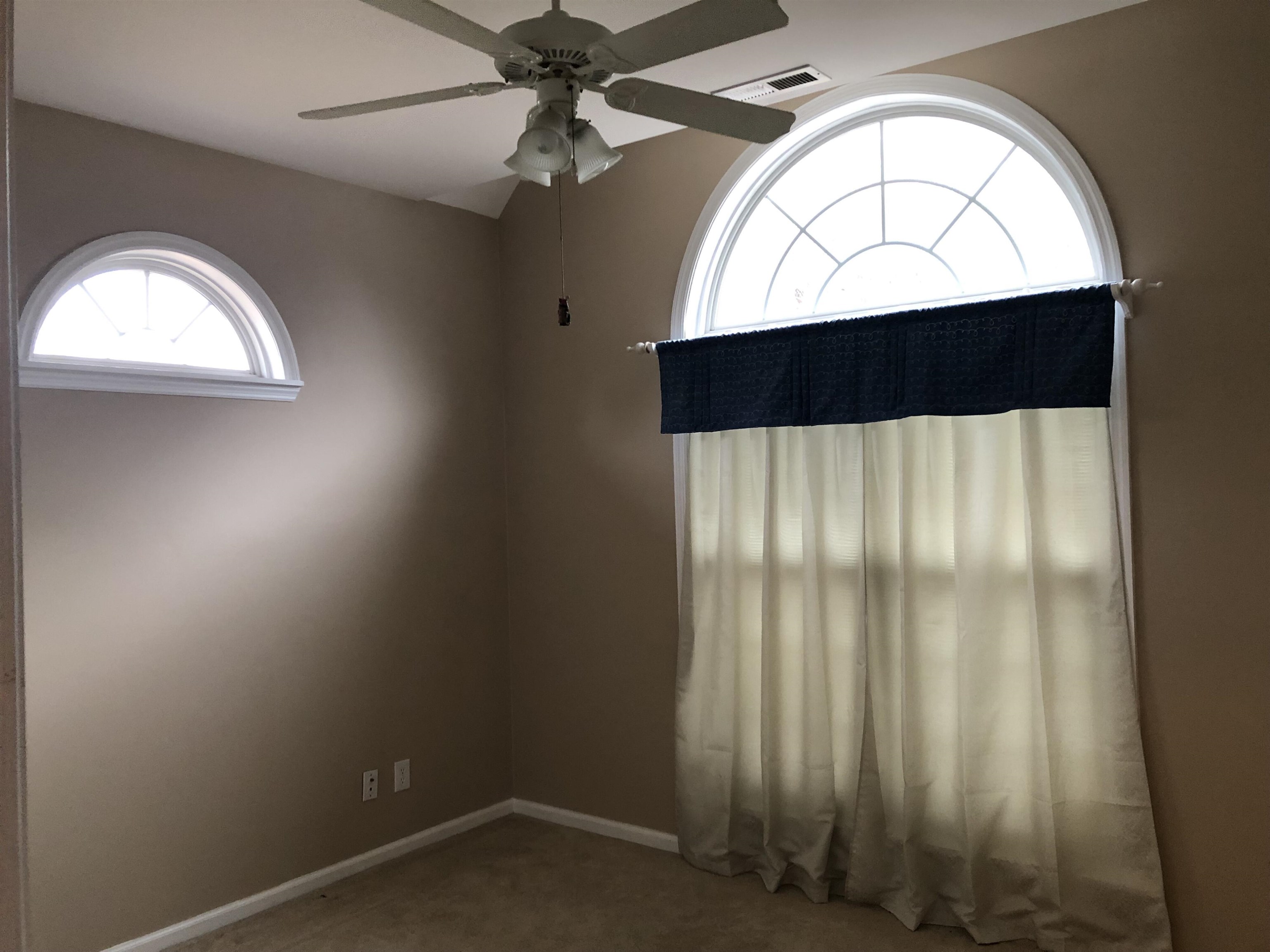 3635 Cedar Creek Run Property Photo 14