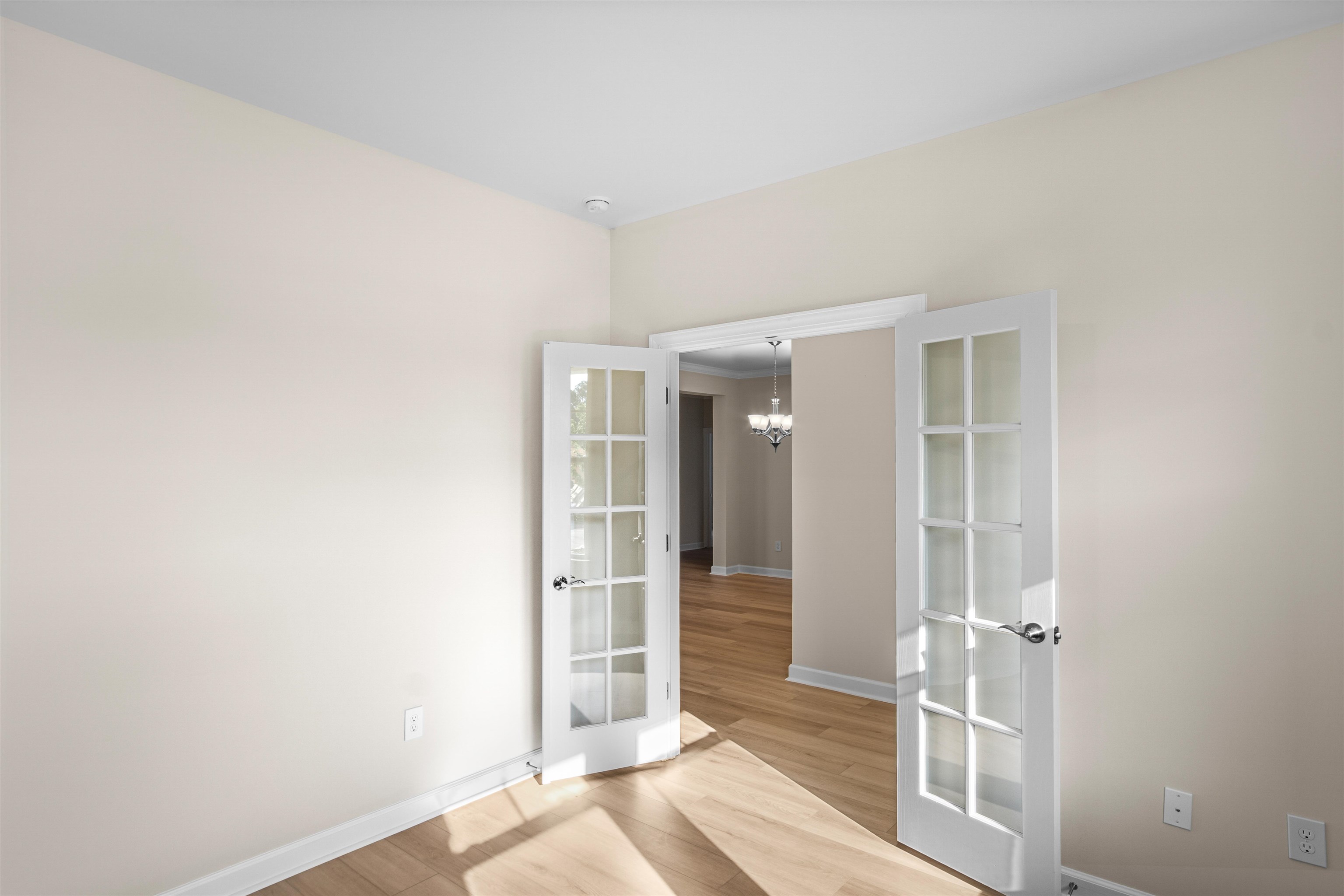 2040 Woodrush Loop Property Photo 6
