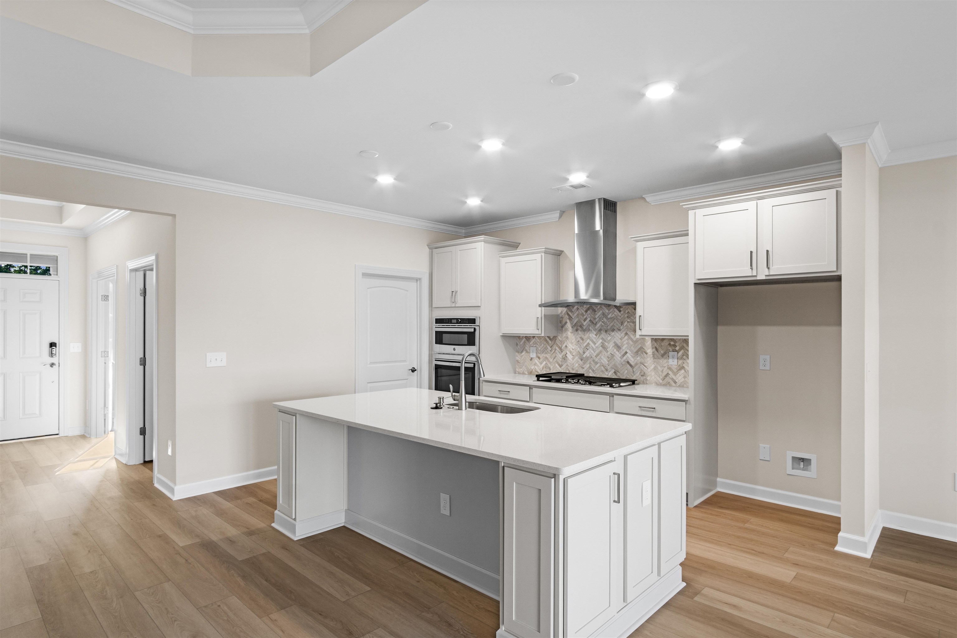 2040 Woodrush Loop Property Photo 10