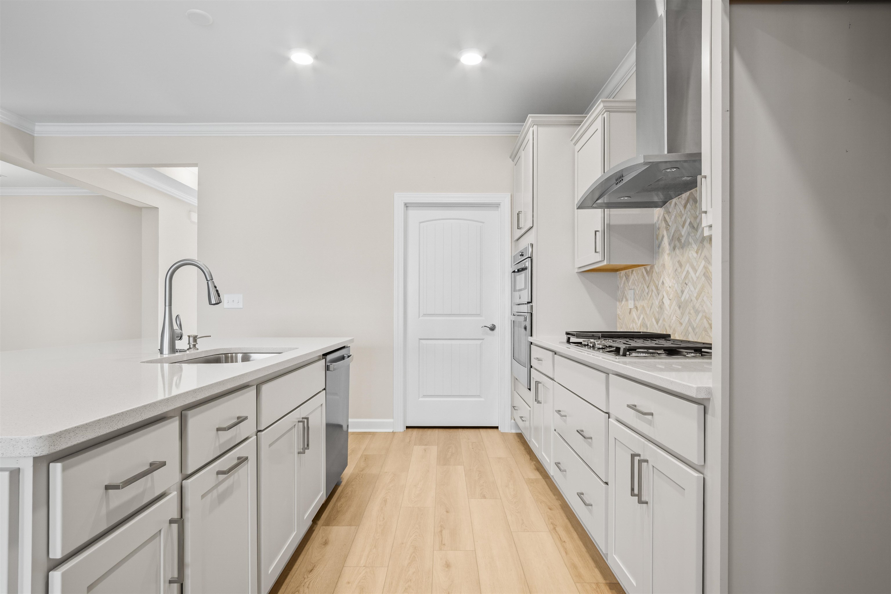 2040 Woodrush Loop Property Photo 11