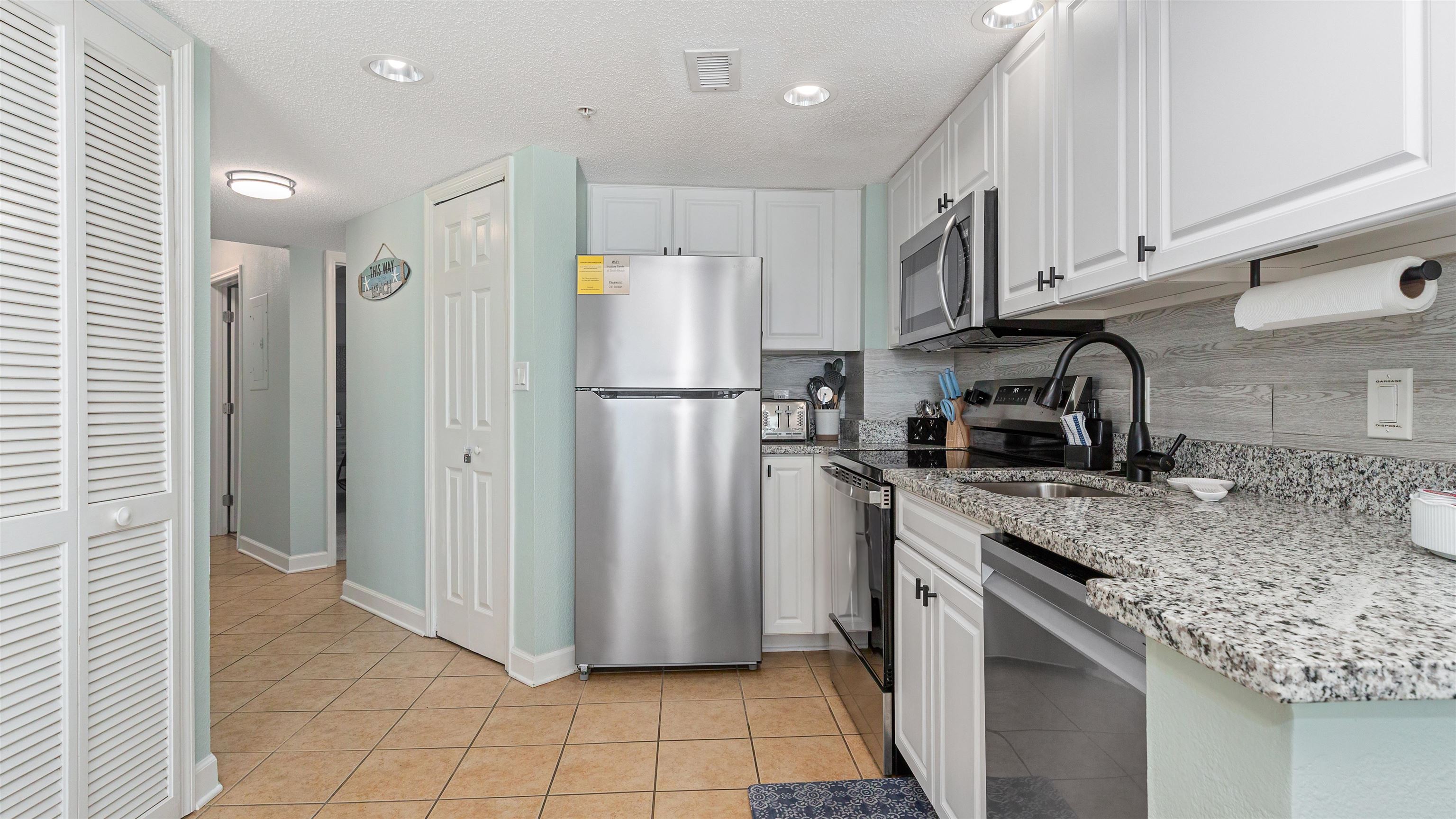 2501 S Ocean Blvd. Property Photo 6