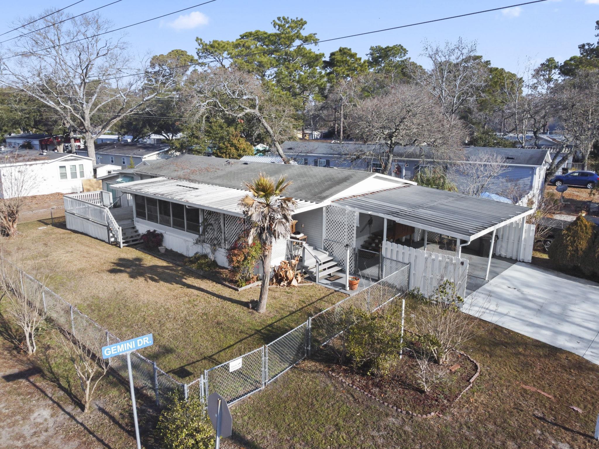 2701 Gemini Dr. Property Photo 2