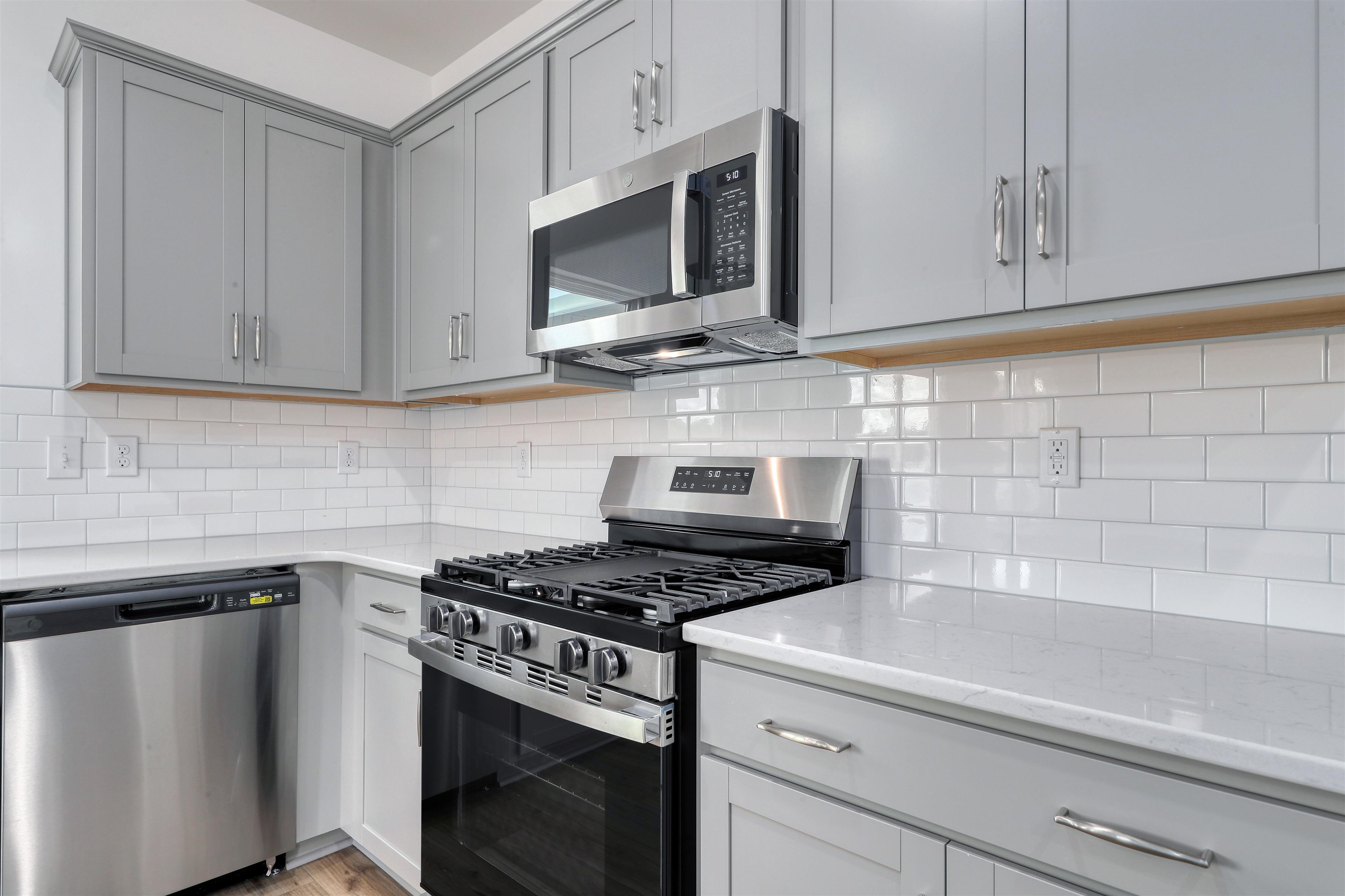 452 Atamasco Ct. Property Photo 13