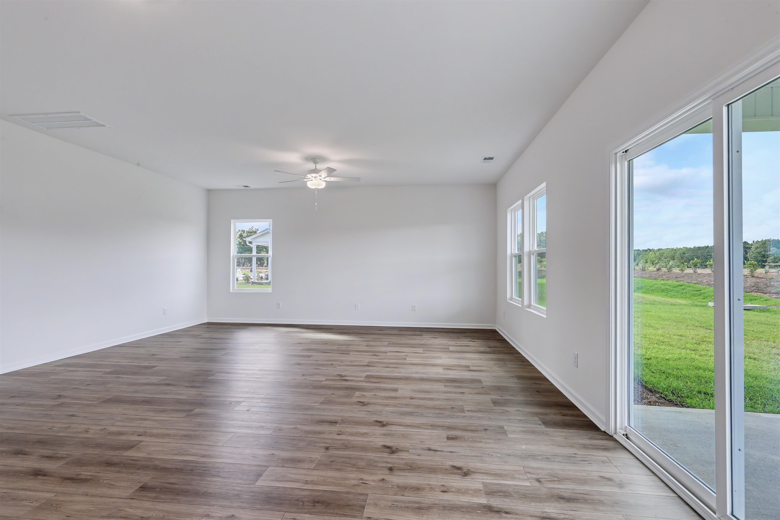 452 Atamasco Ct. Property Photo 15