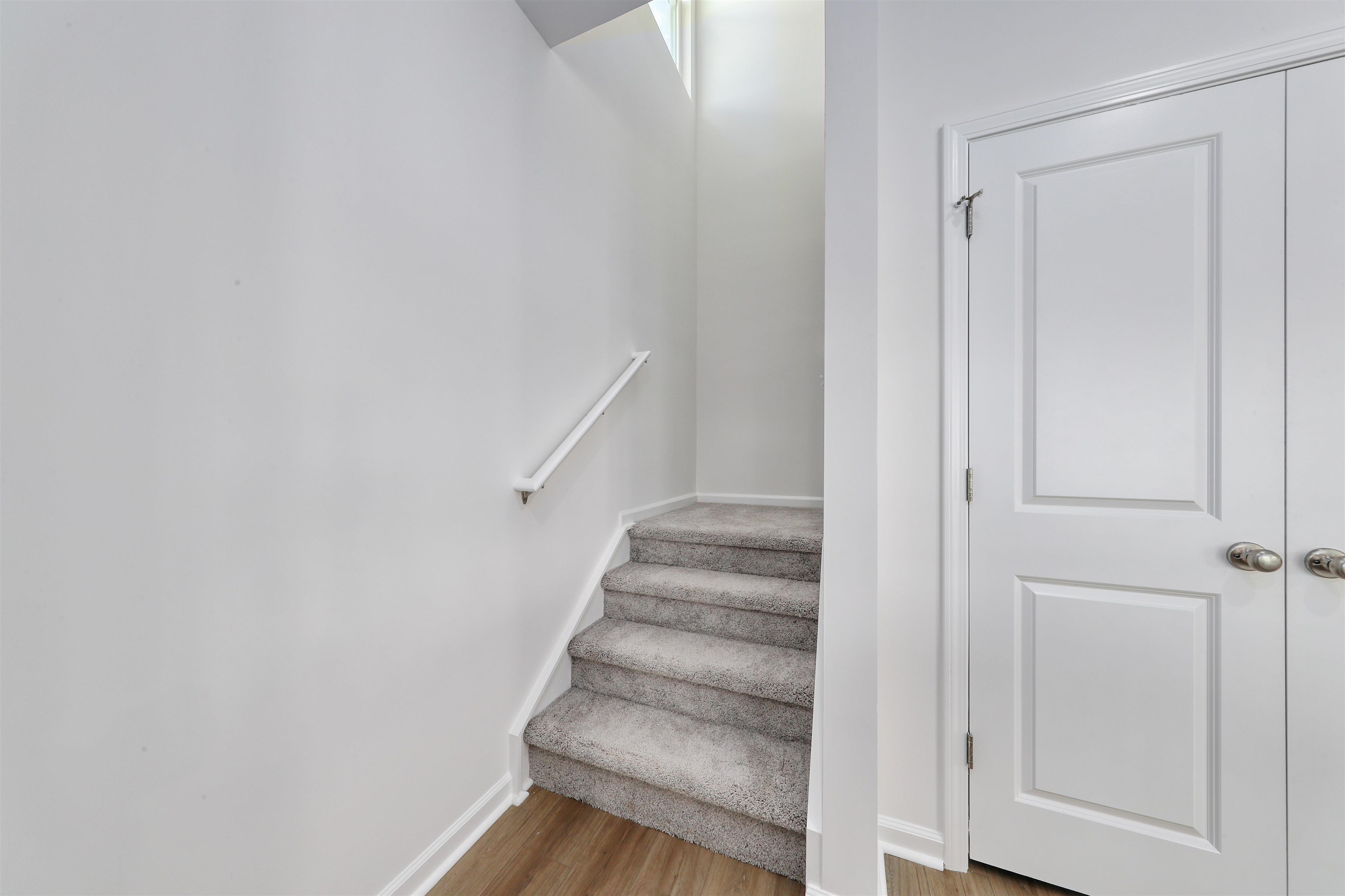 452 Atamasco Ct. Property Photo 18