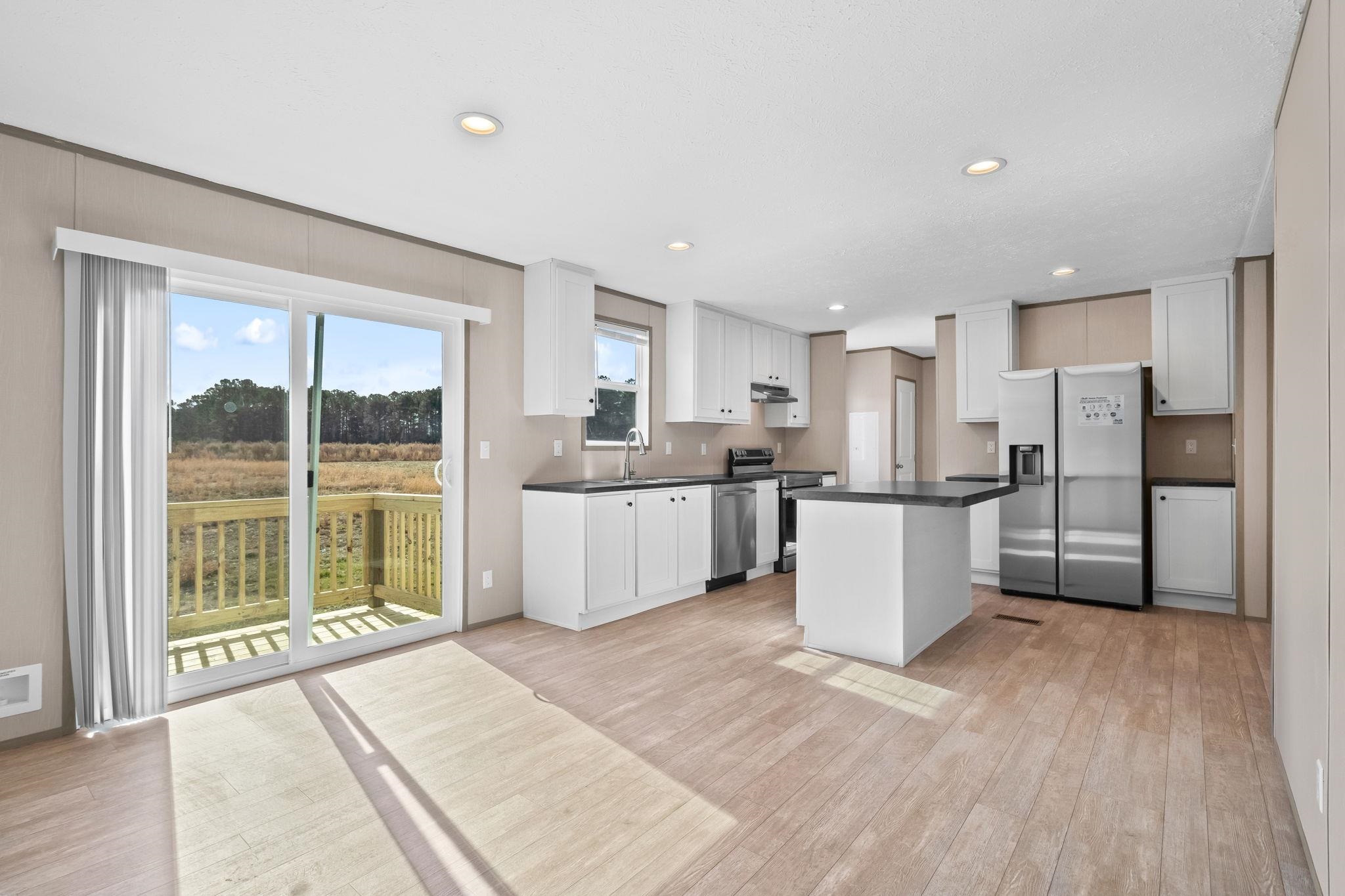 7136 Highway 366 Property Photo 4