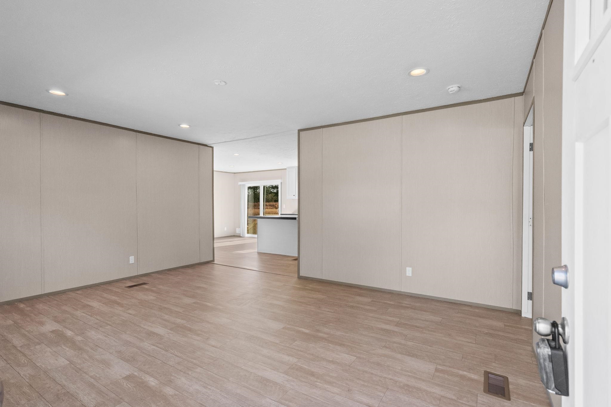 7136 Highway 366 Property Photo 10