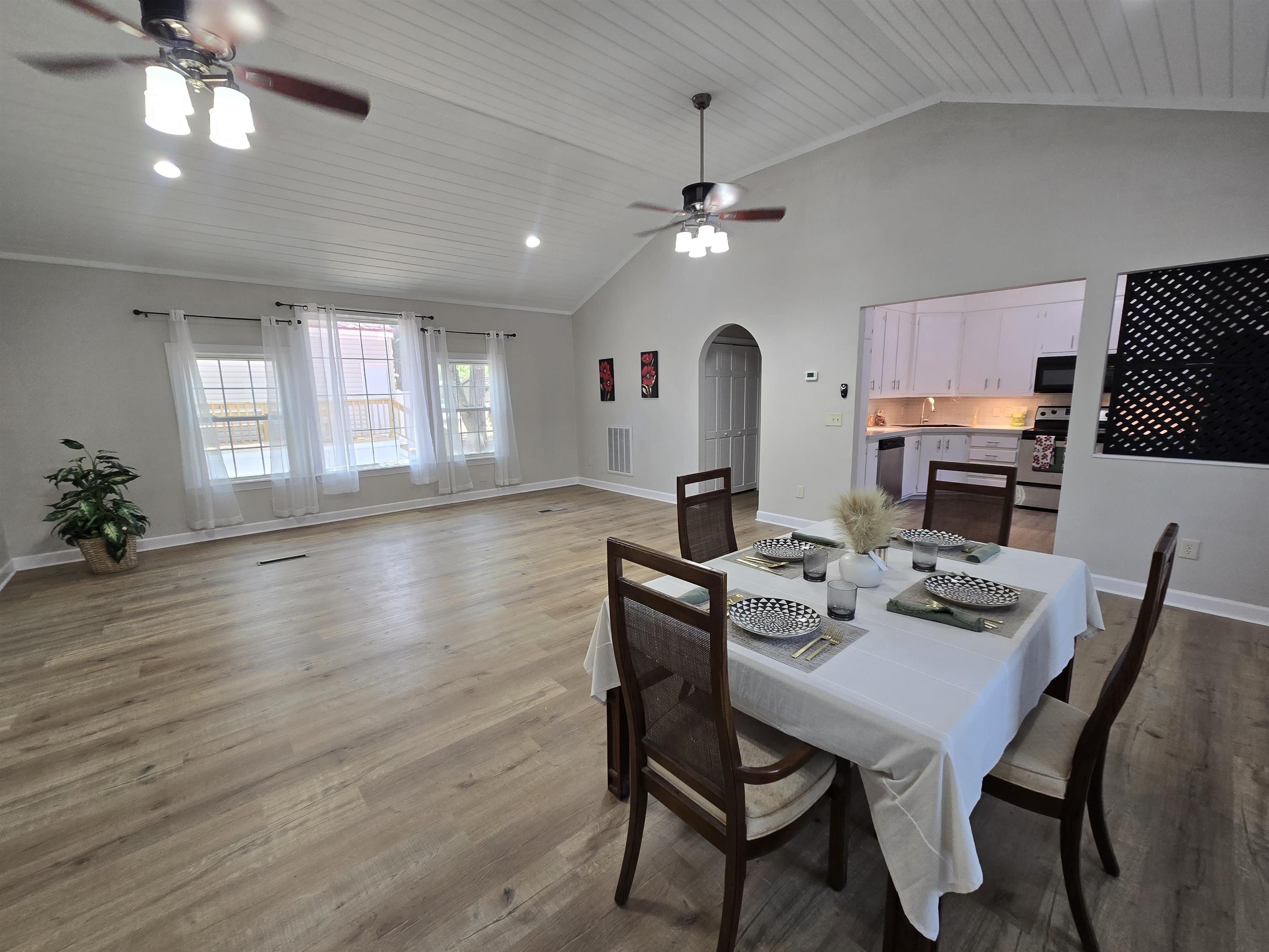 517 Porter Dr. Property Photo 14
