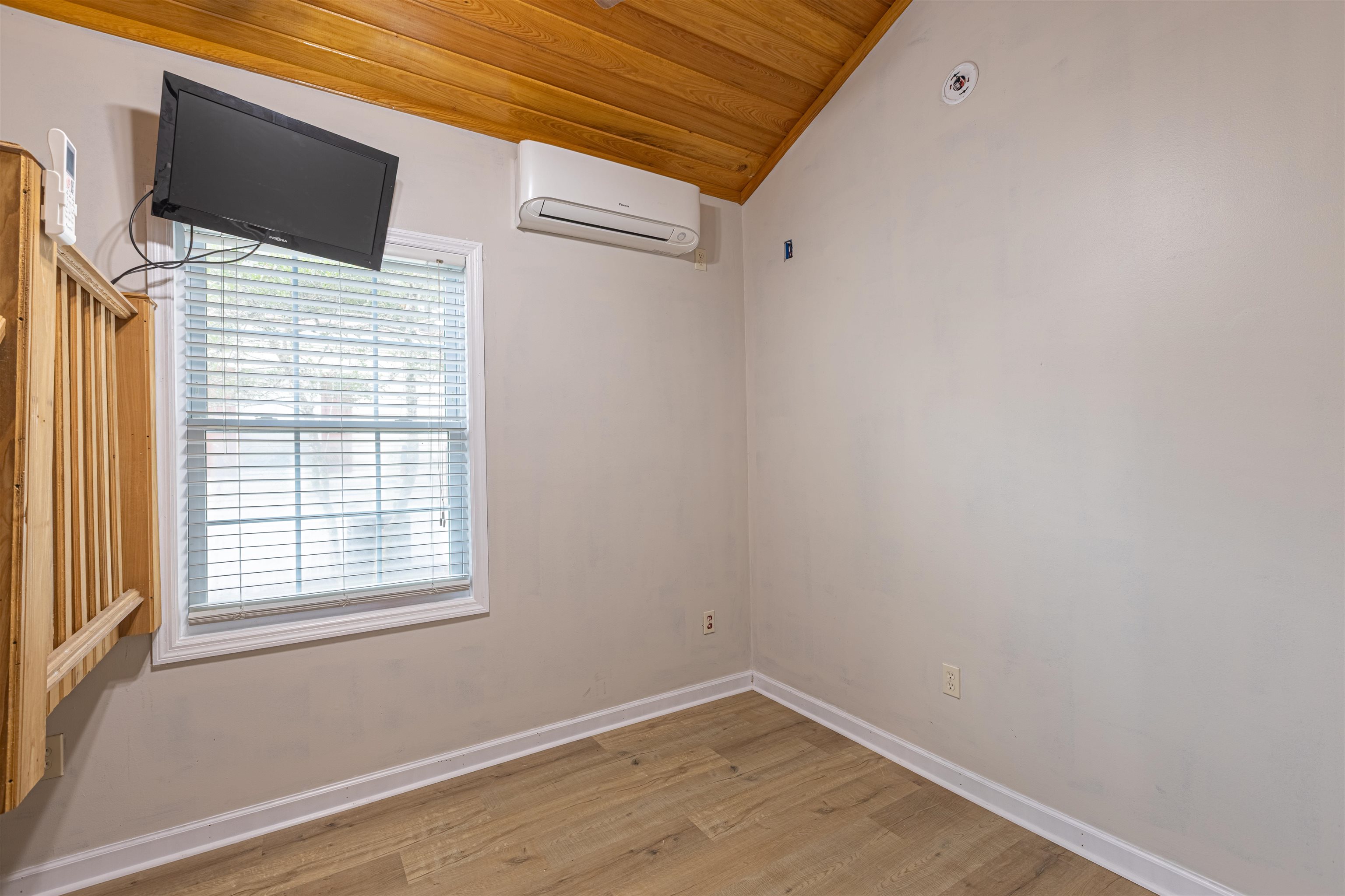 517 Porter Dr. Property Photo 31