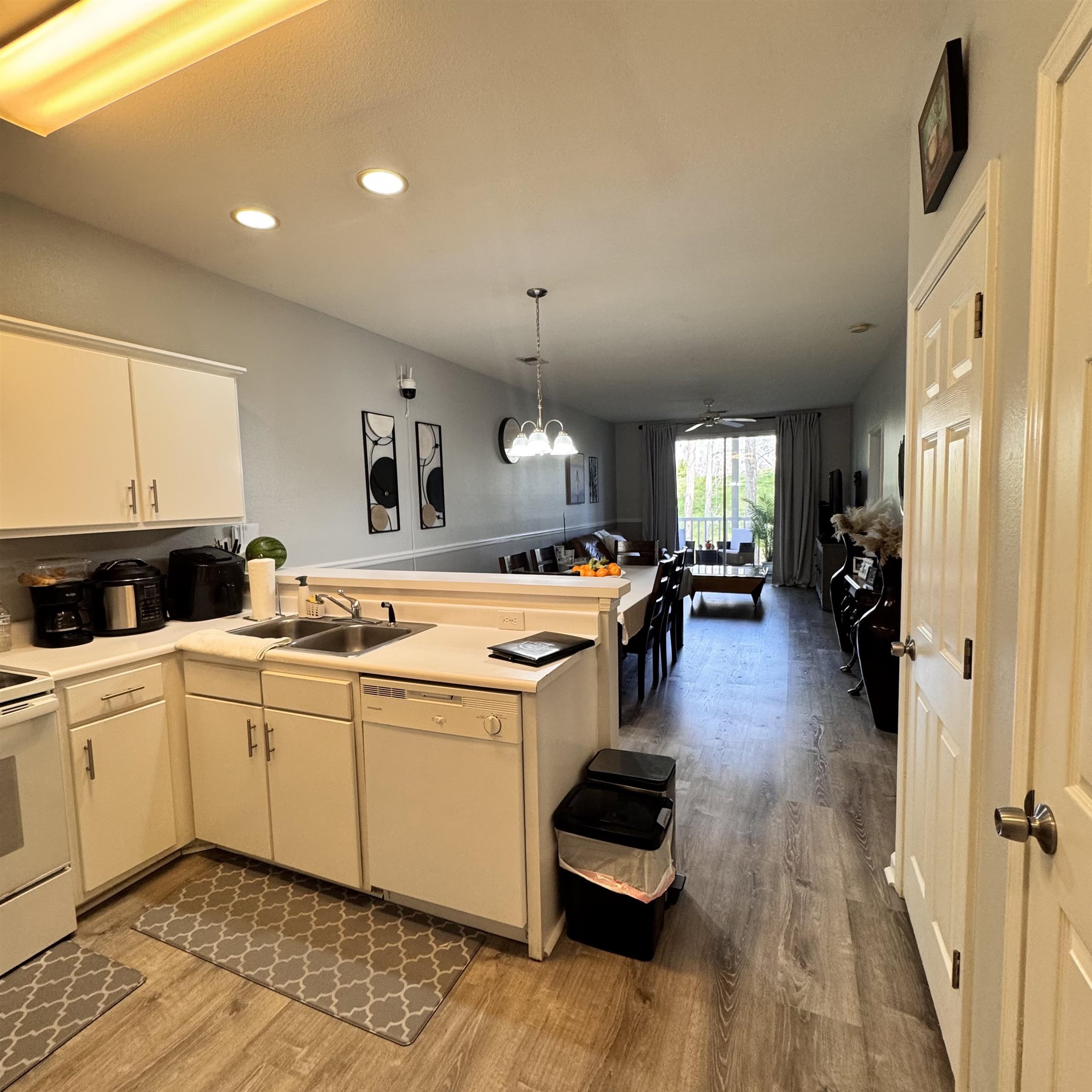 1294 River Oaks Dr. Property Photo 12