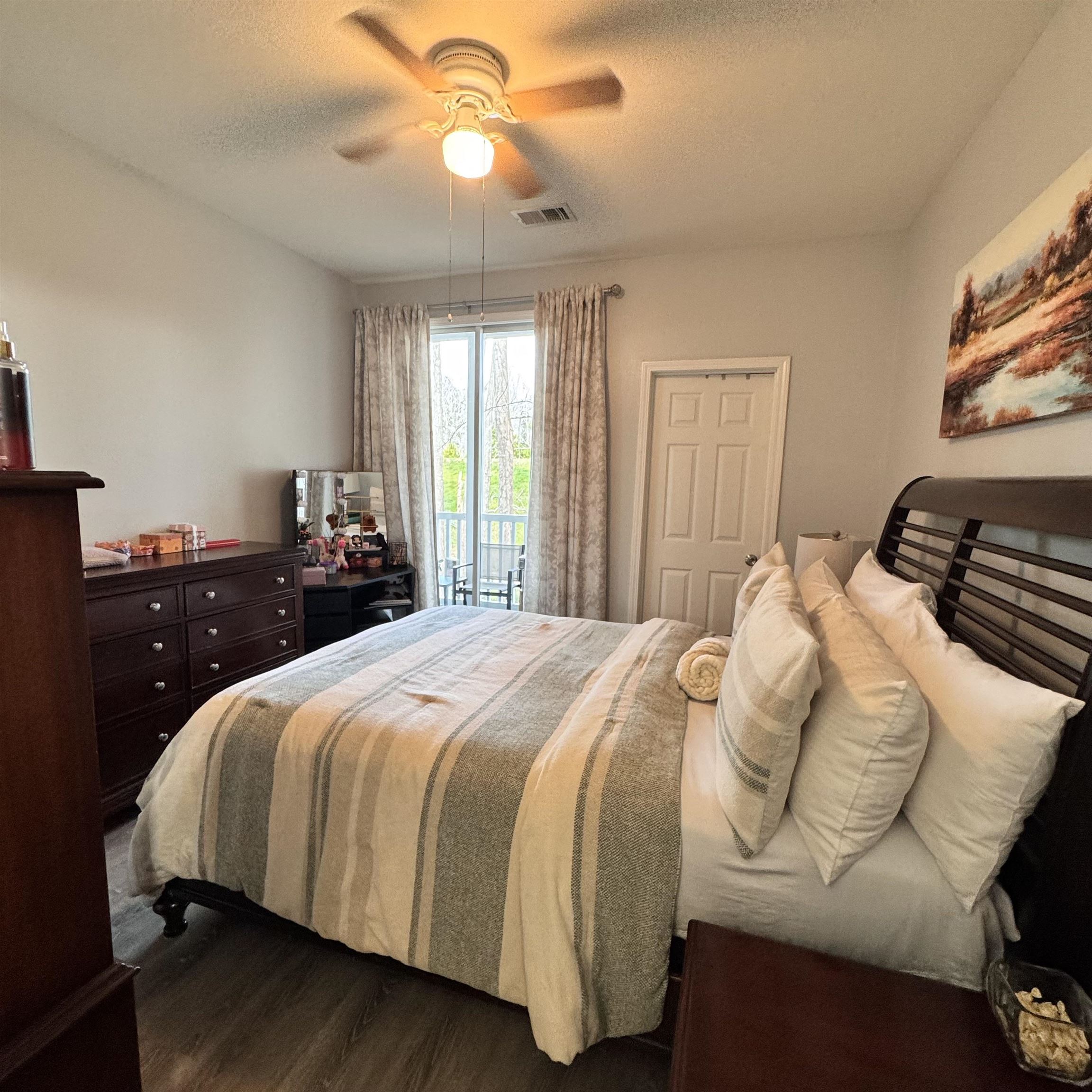 1294 River Oaks Dr. Property Photo 17