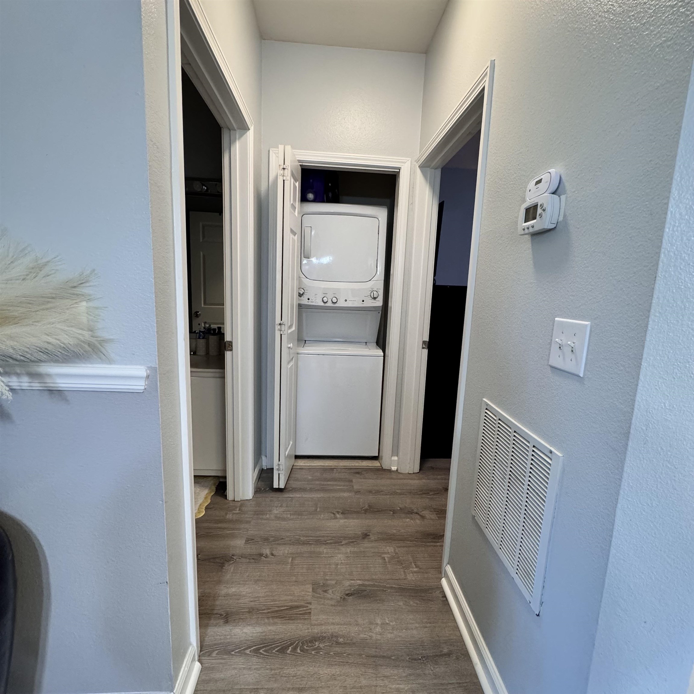 1294 River Oaks Dr. Property Photo 24