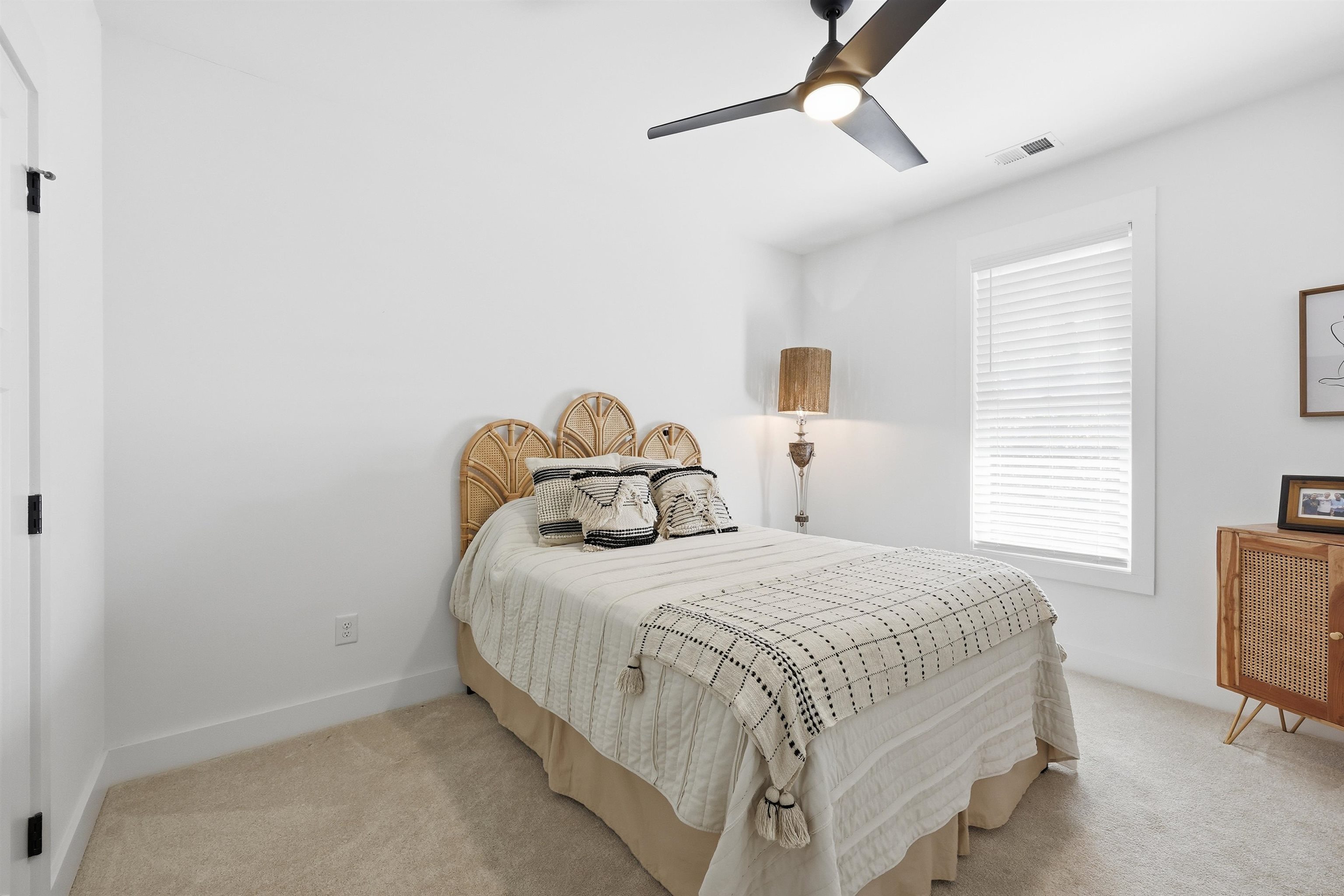 48 Half Shell Ct. Property Photo 24