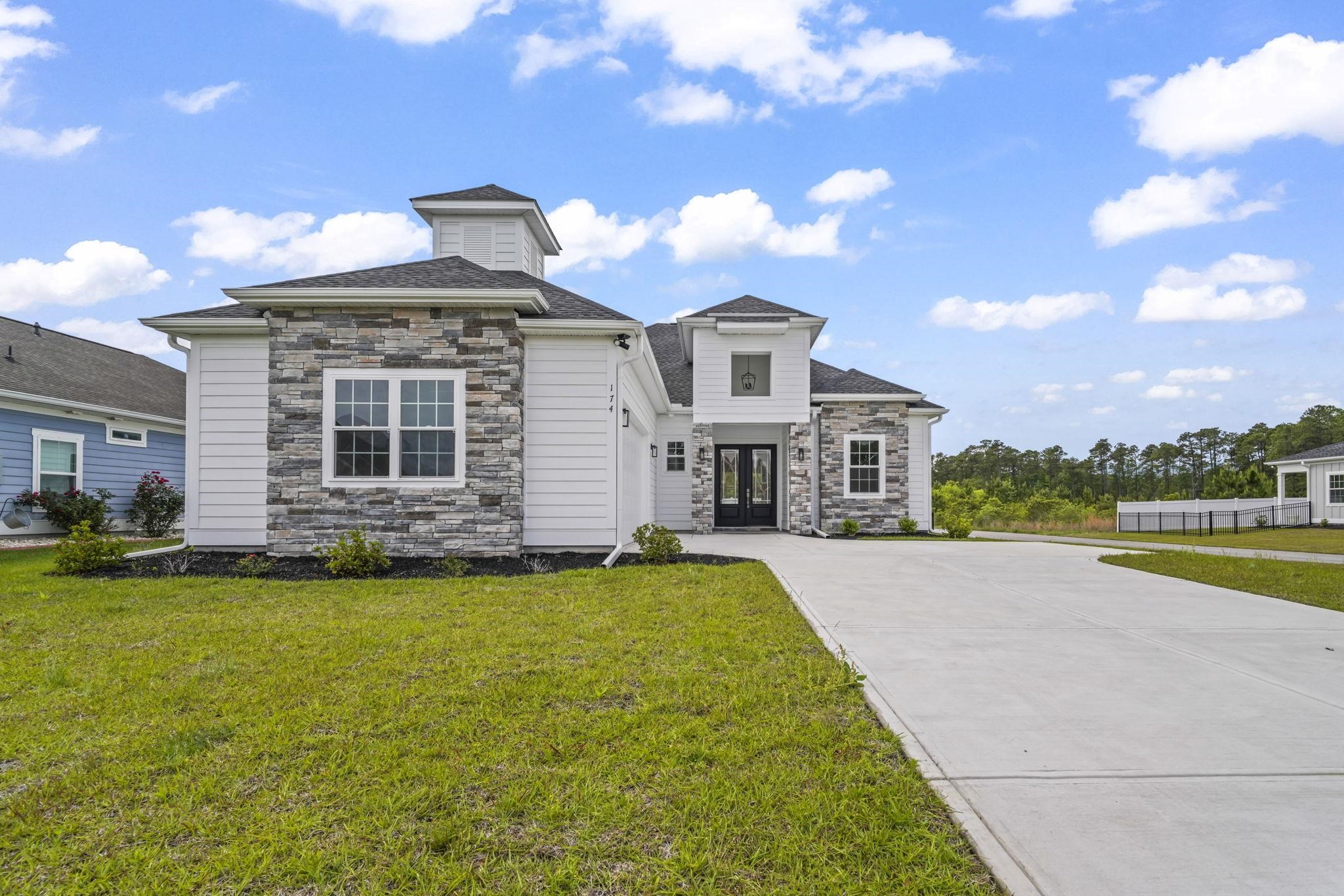 174 Sago Palm Dr. Property Photo 1