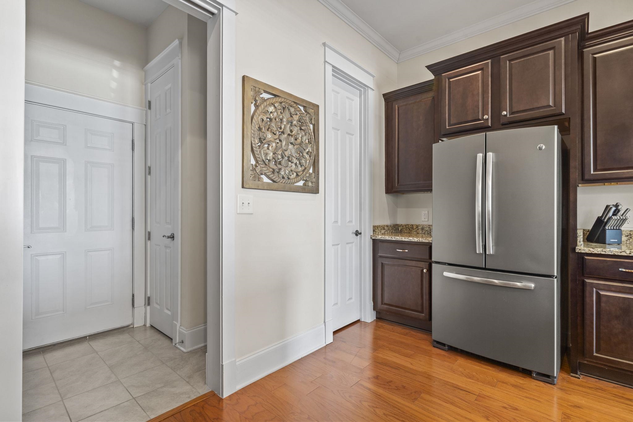 1441 Peterson St. Property Photo 14