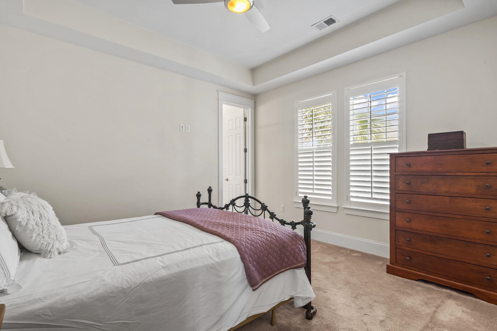 1441 Peterson St. Property Photo 18