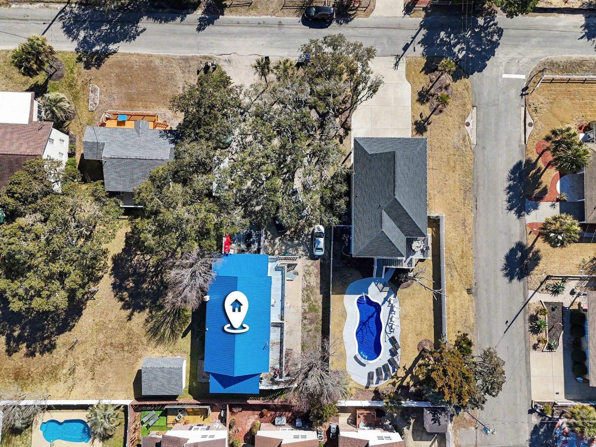 1710 Holly Dr. Property Photo 4