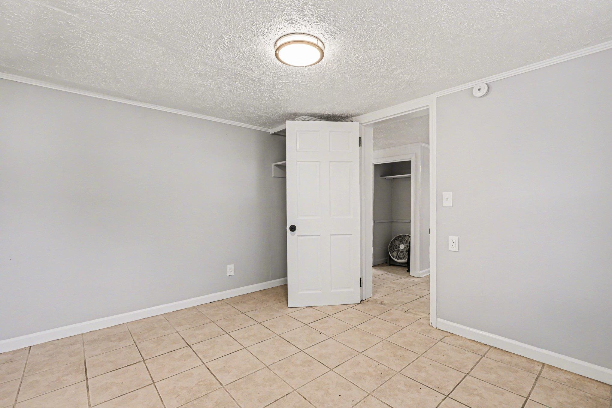 1710 Holly Dr. Property Photo 13