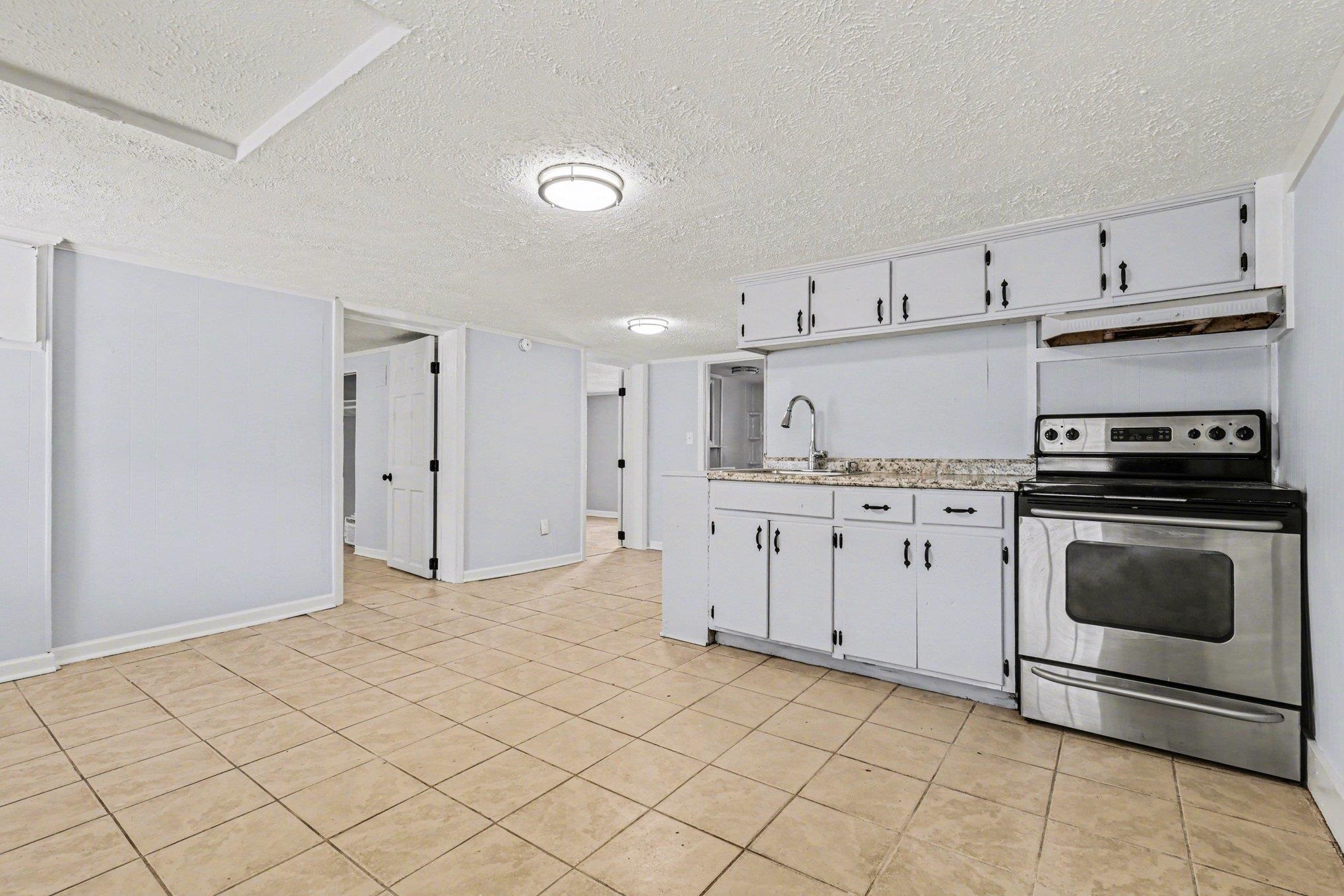 1710 Holly Dr. Property Photo 16