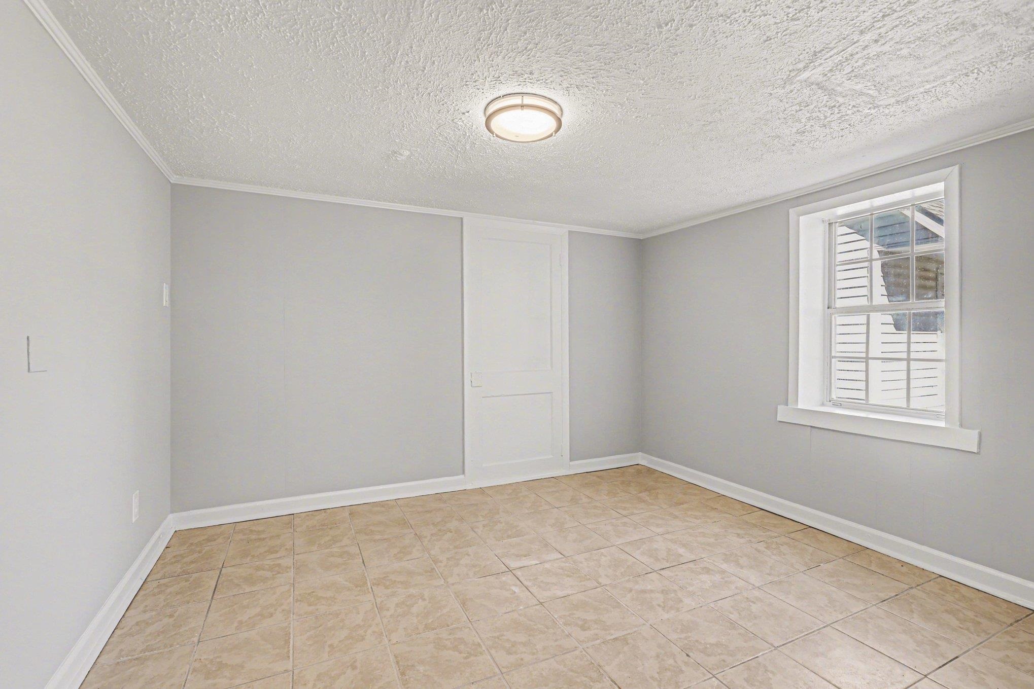 1710 Holly Dr. Property Photo 20