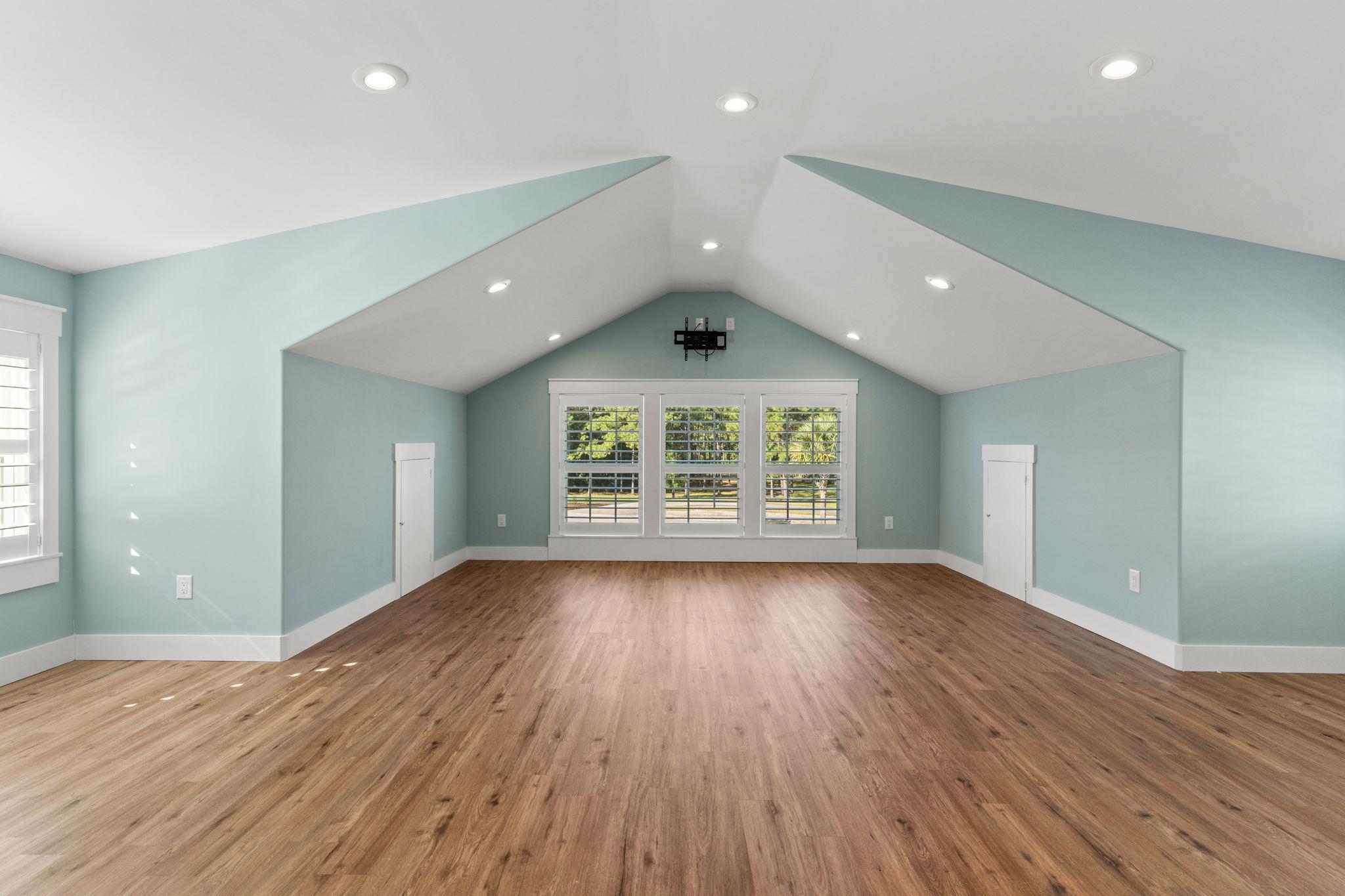 600 Waterbridge Blvd. Property Photo 13