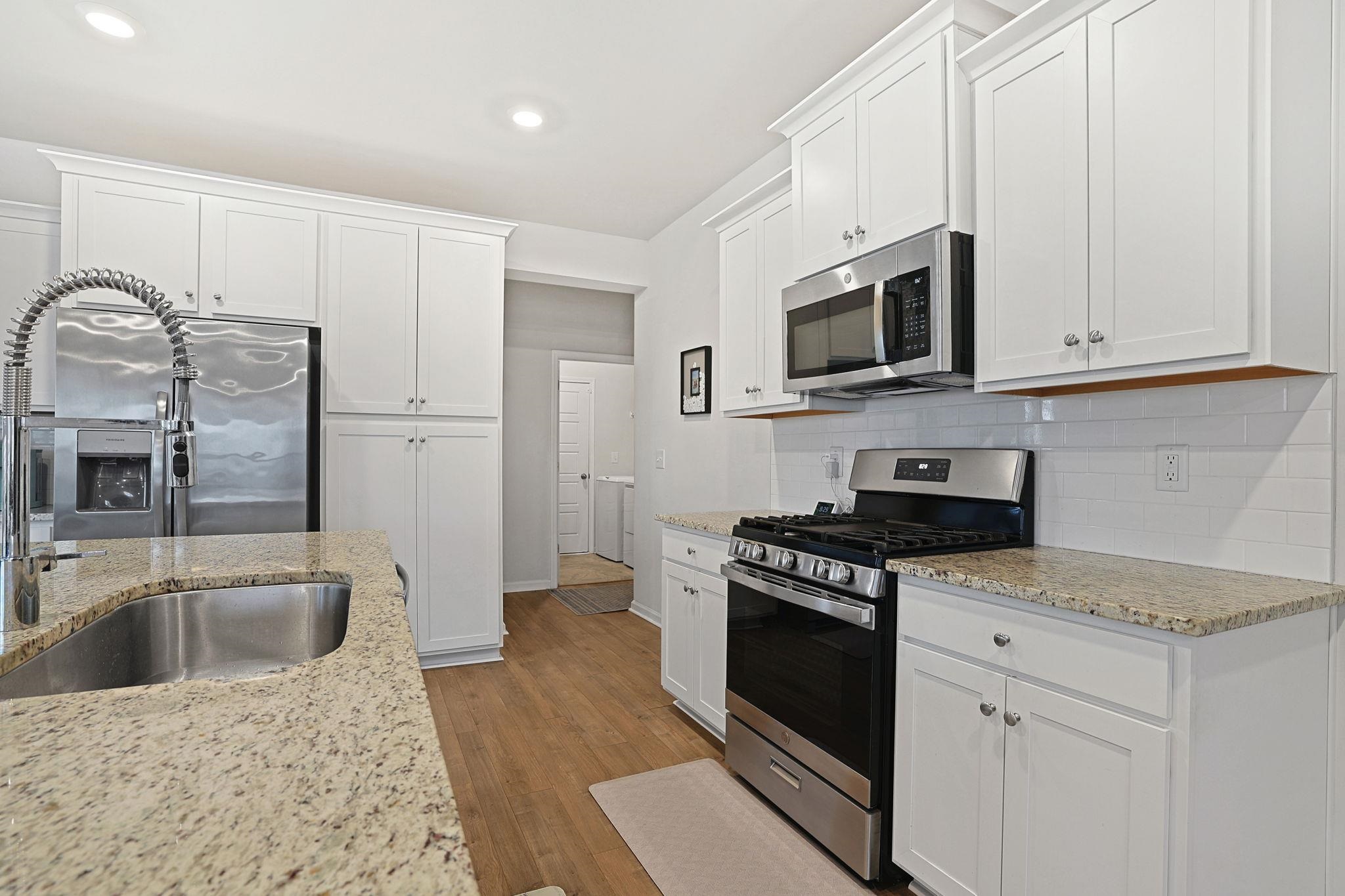 3061 Sistine St. Property Photo 9