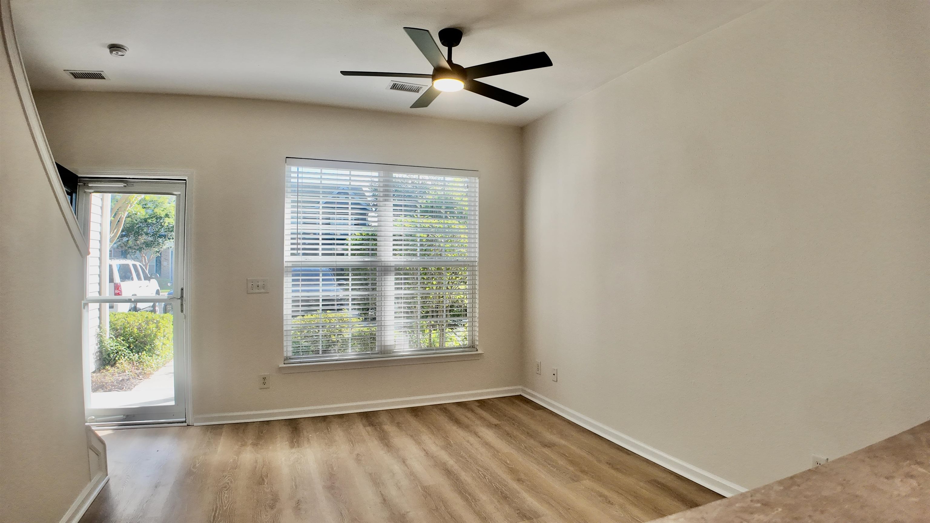 152 Chenoa Dr. Property Photo 4