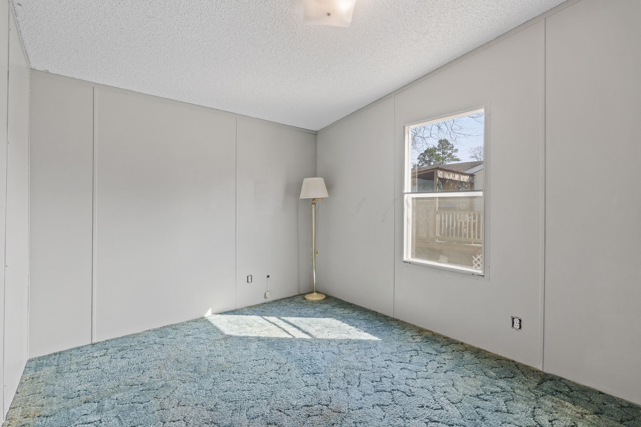 512 Folly Estates Dr. Property Photo 26