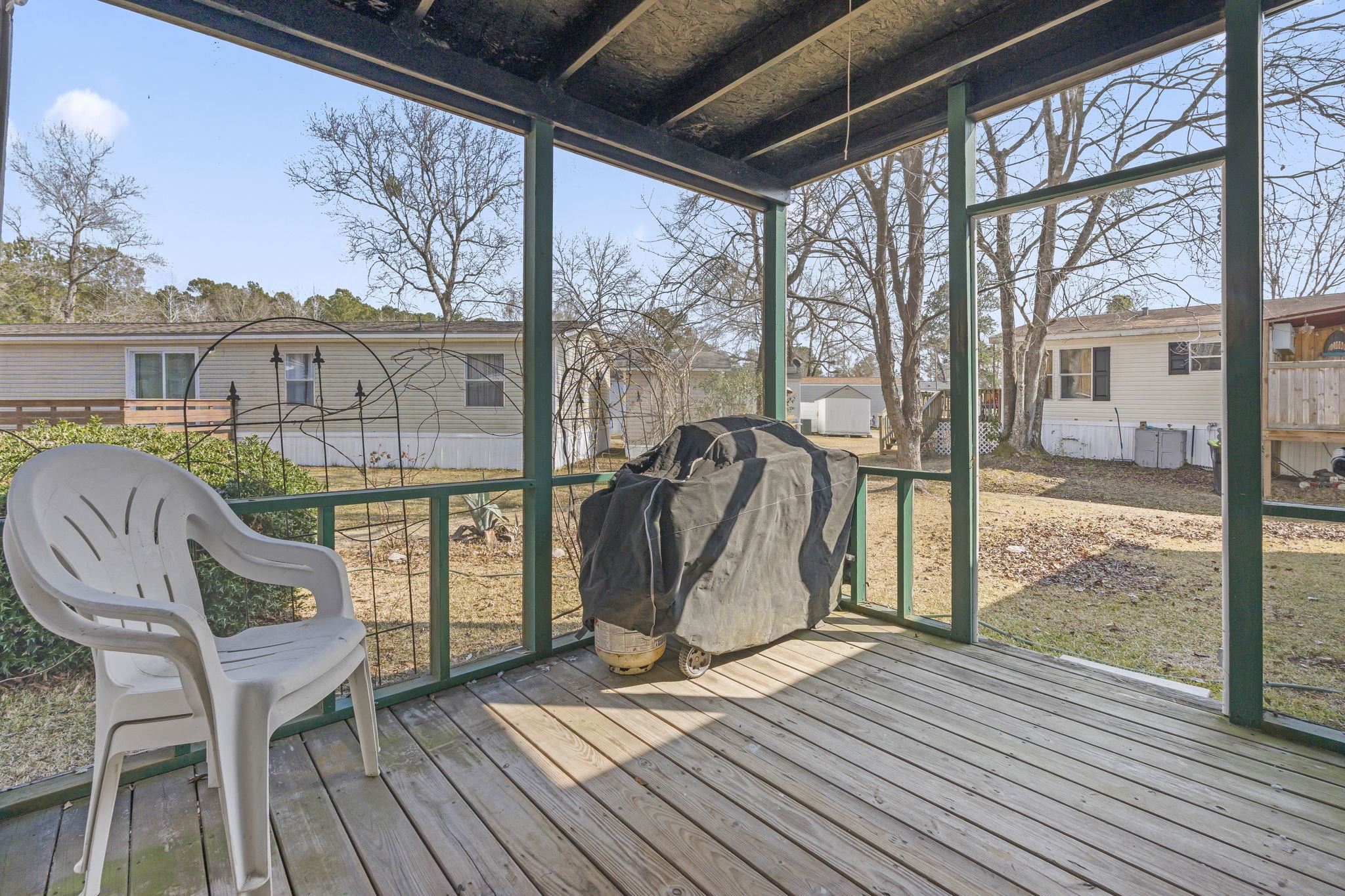 512 Folly Estates Dr. Property Photo 30