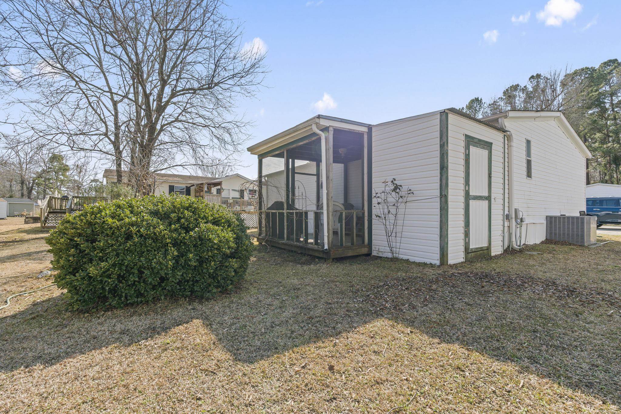 512 Folly Estates Dr. Property Photo 33