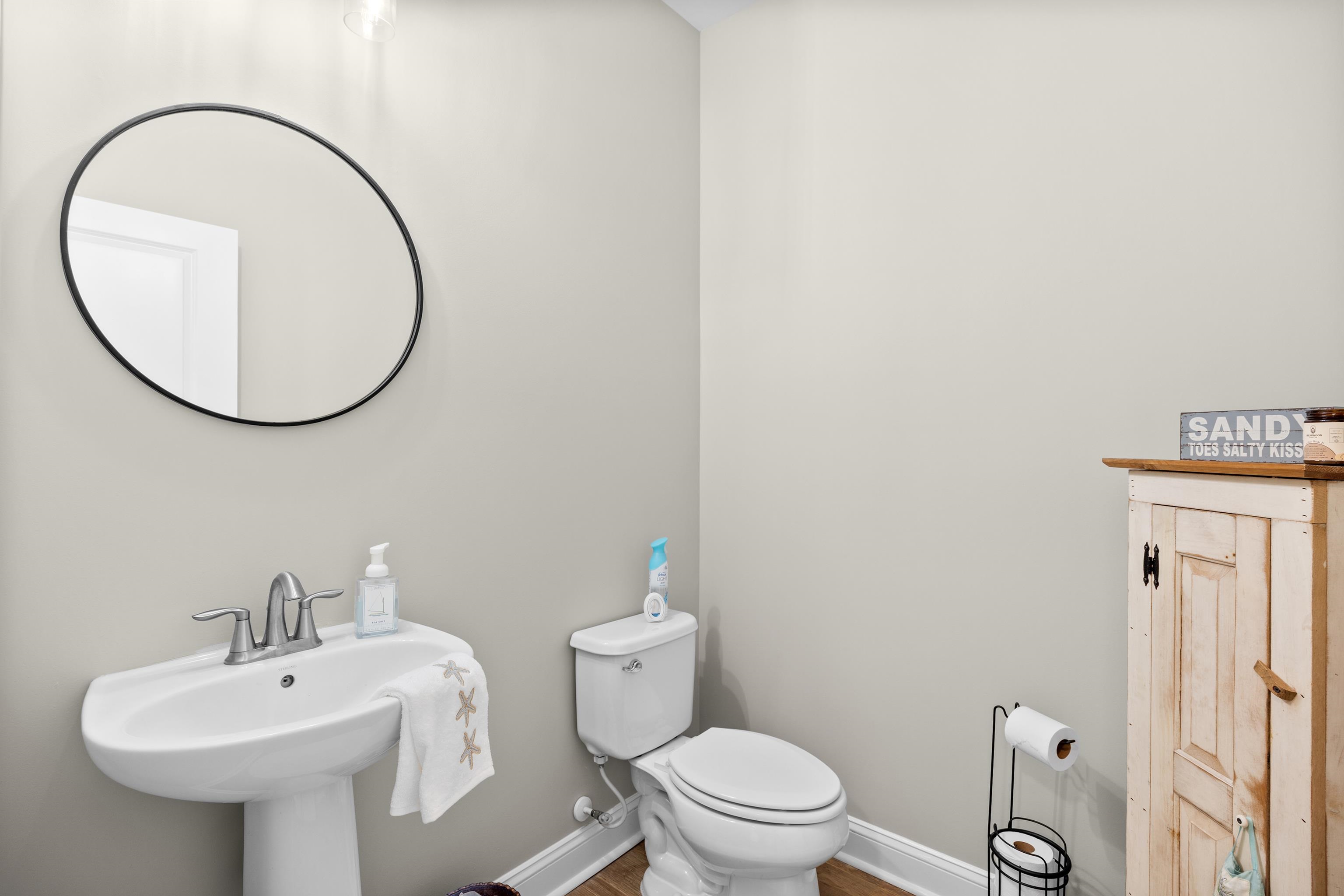 527 Chanted Dr. Property Photo 23