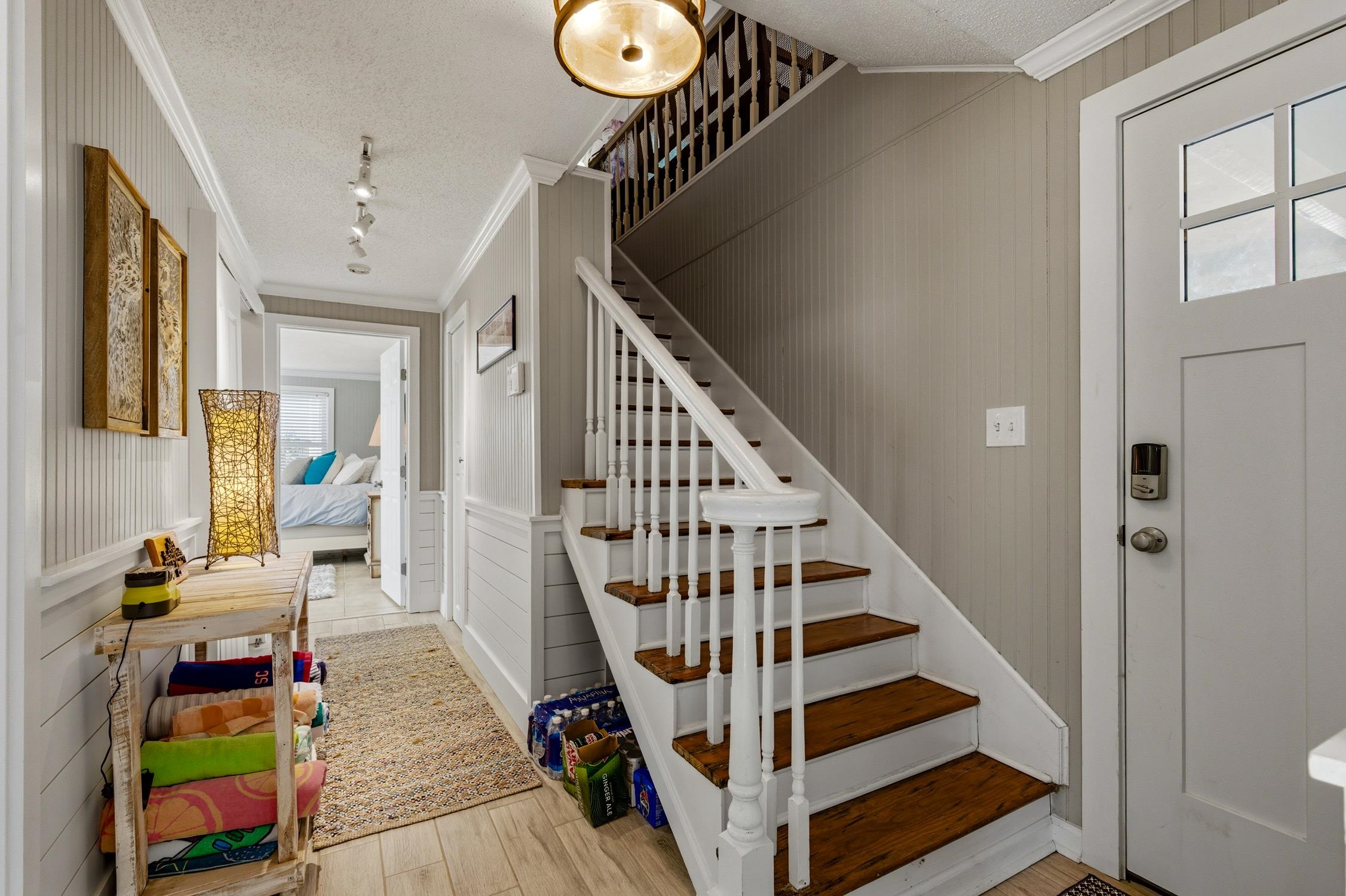 566 Yucca Ave. Property Photo 13