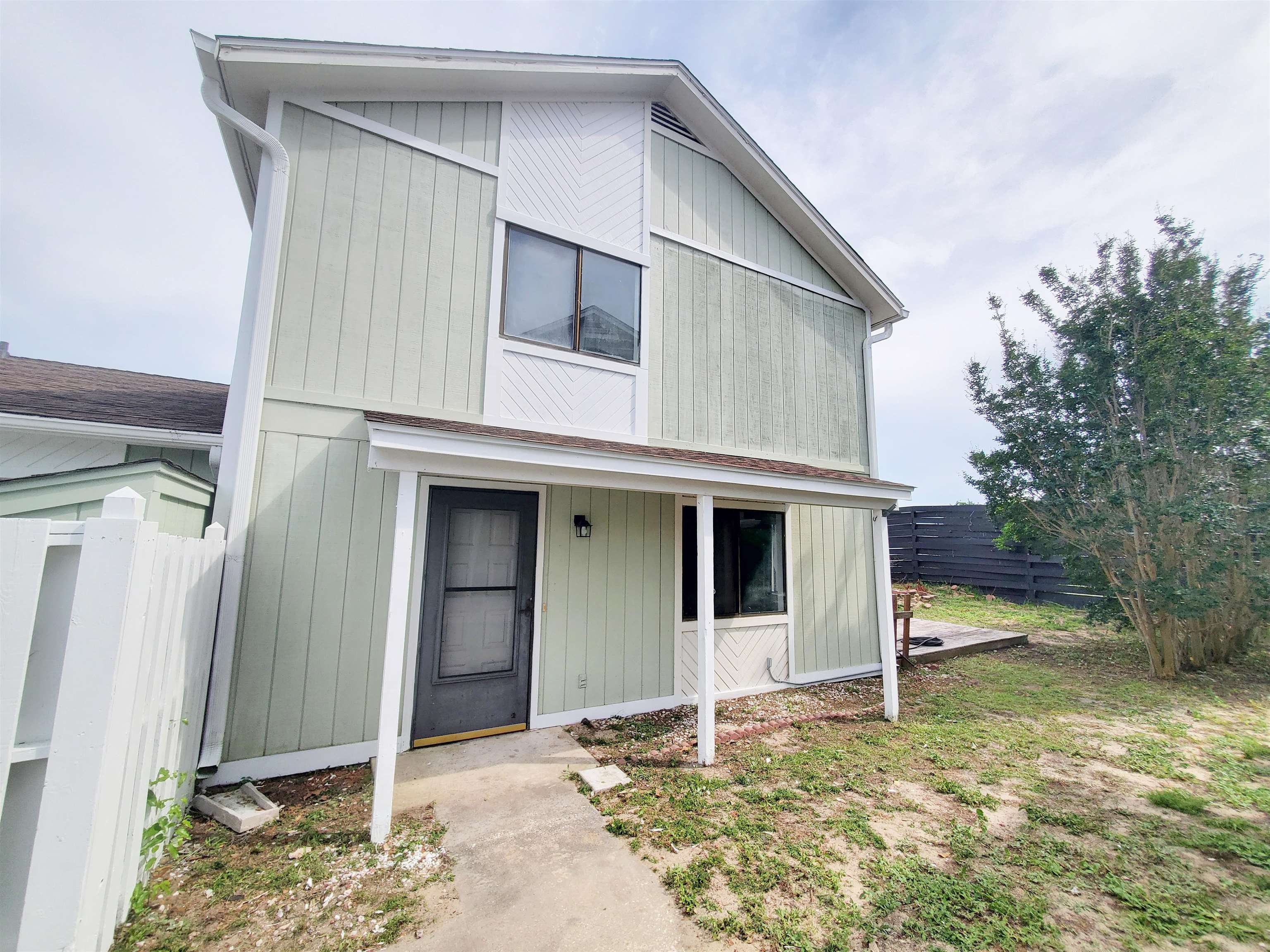 1471 Turkey Ridge Rd. Property Photo 1