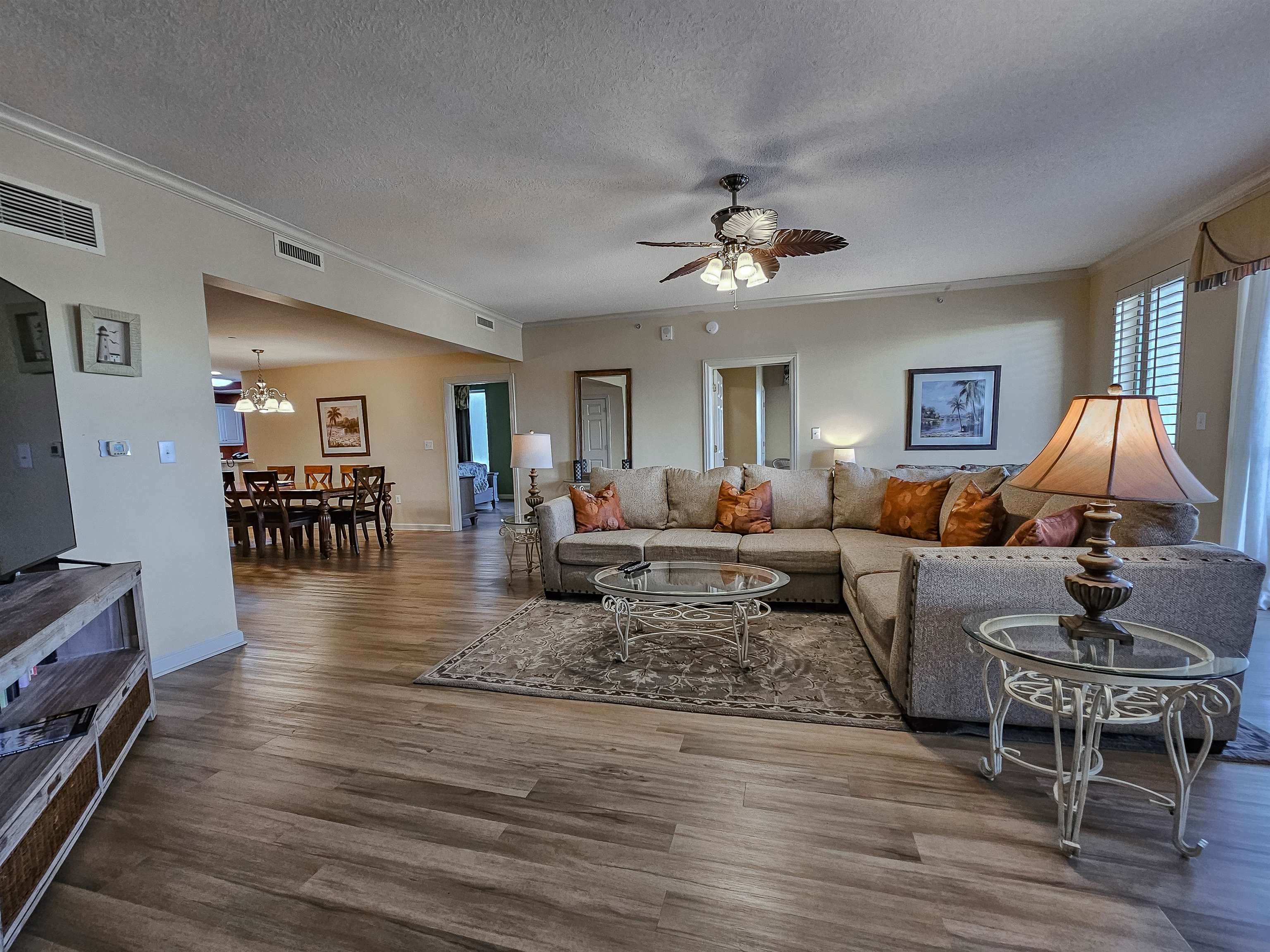 8500 Margate Circle Property Photo 4