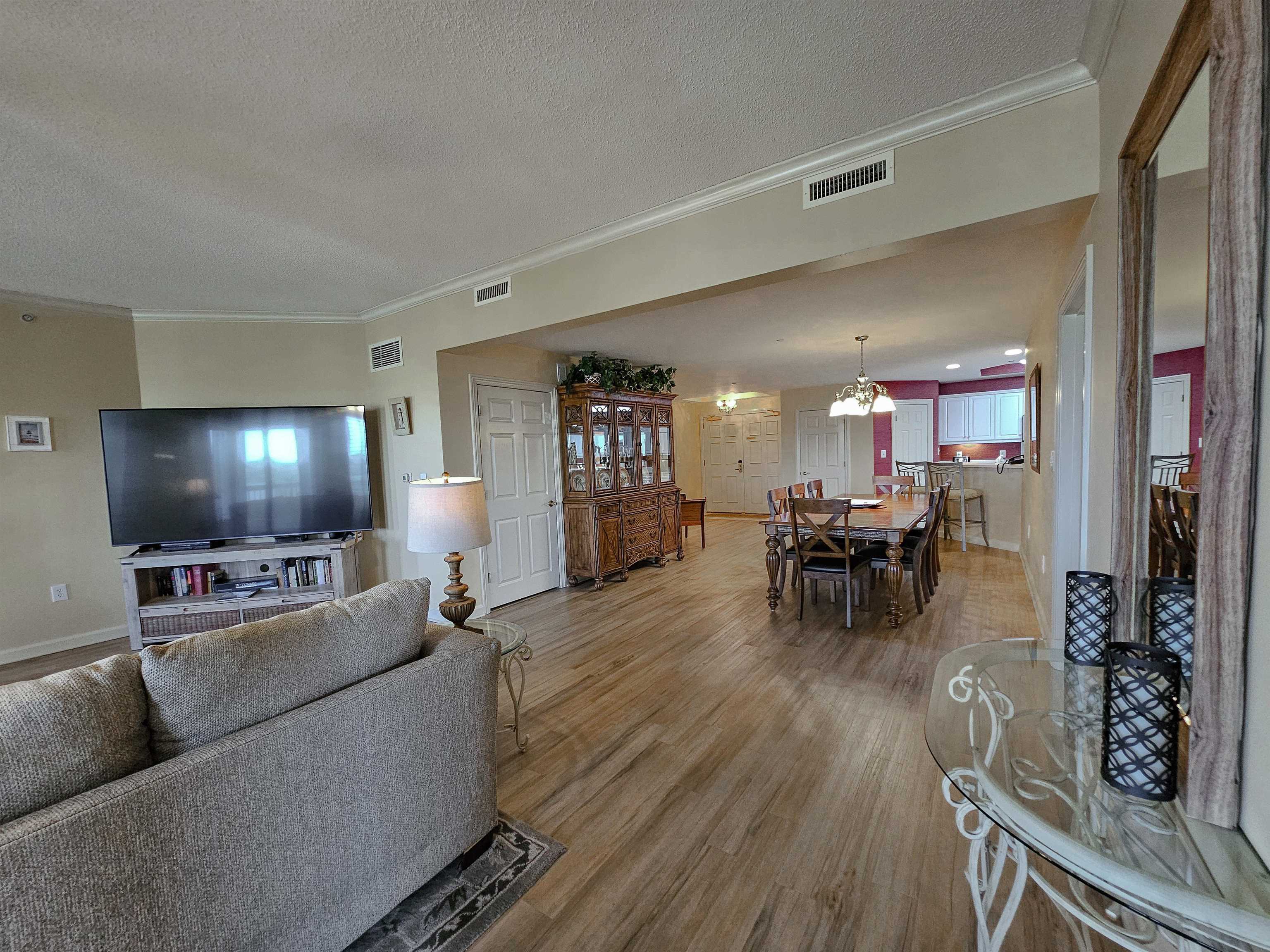 8500 Margate Circle Property Photo 10