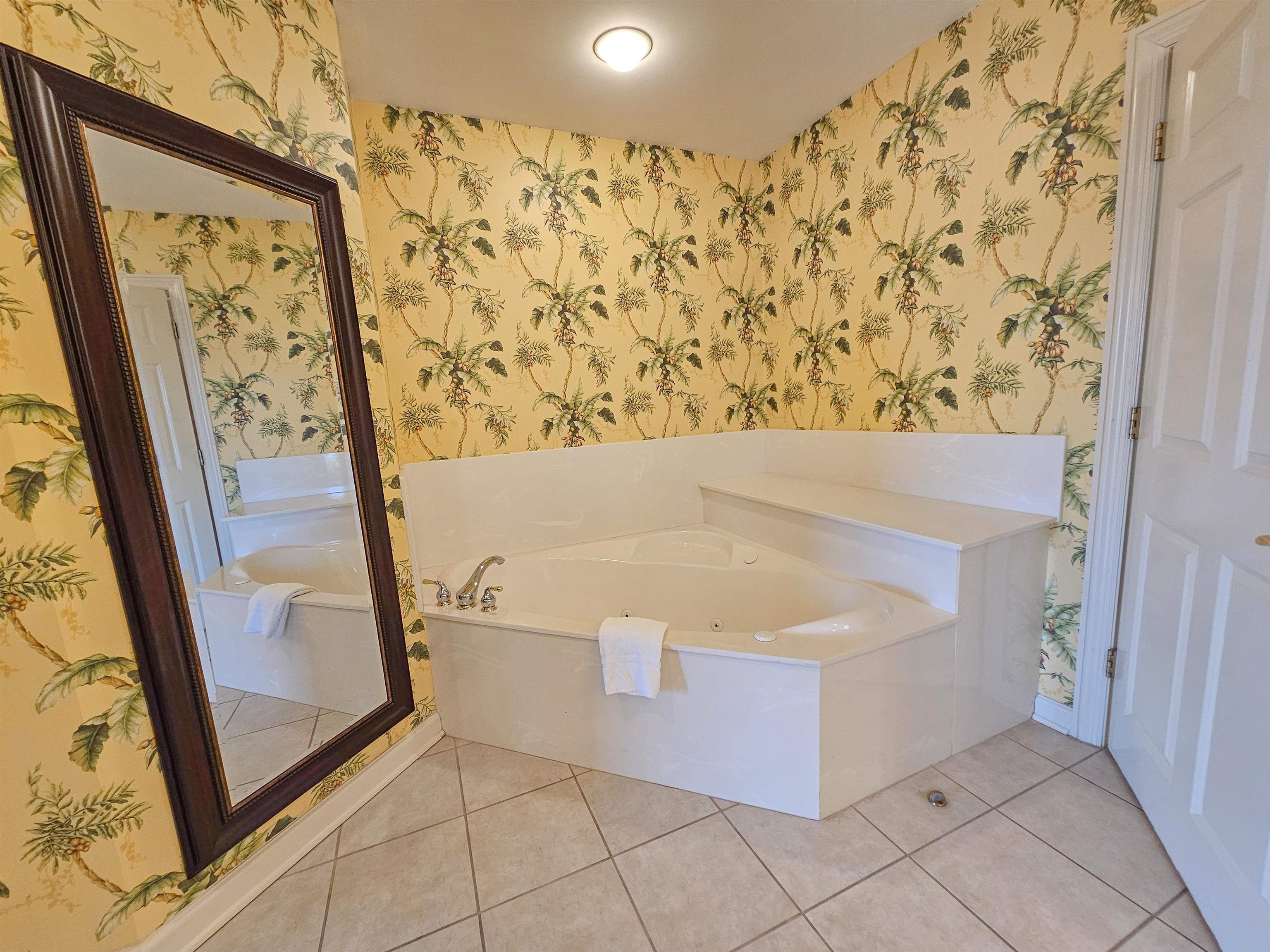 8500 Margate Circle Property Photo 28