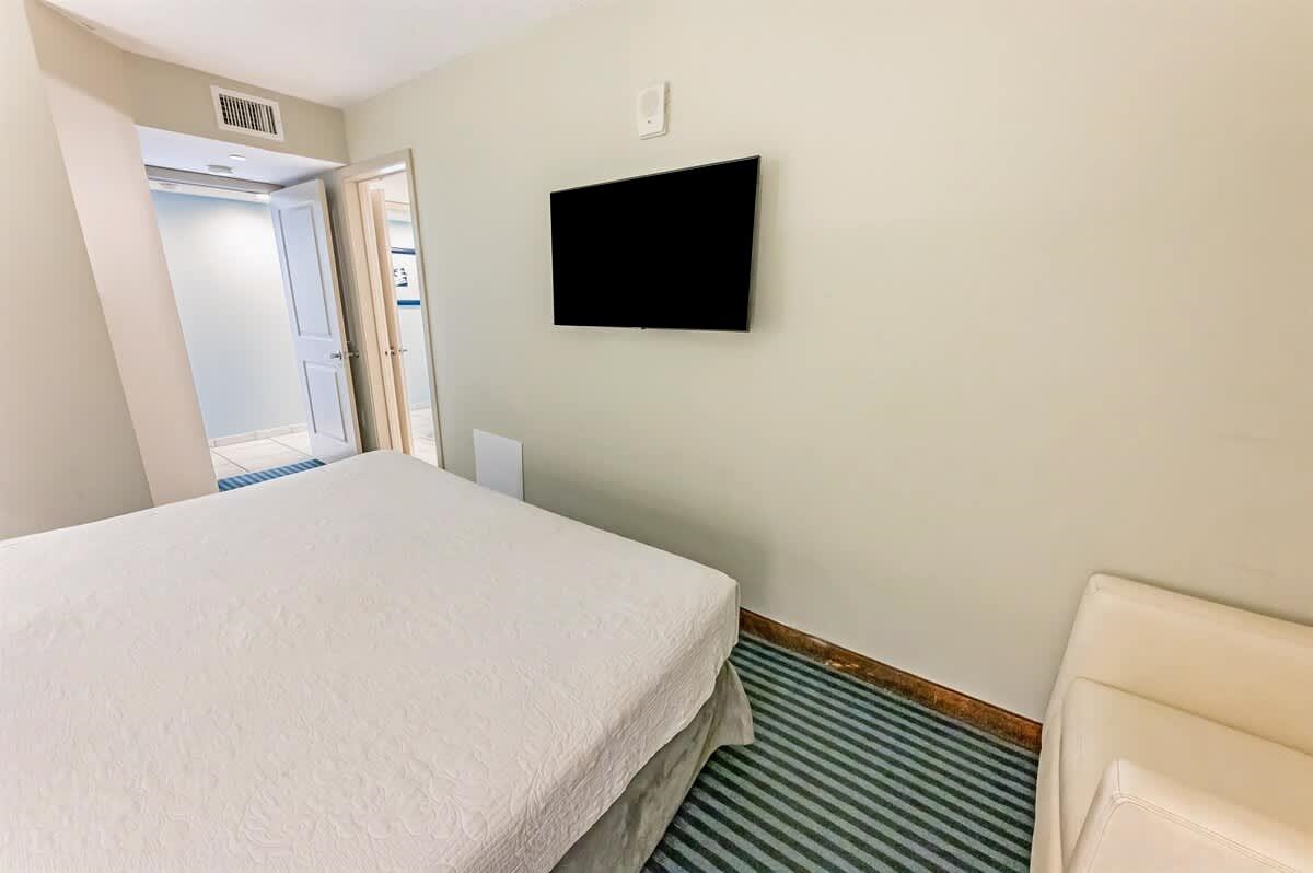 107 S Ocean Blvd. Property Photo 24