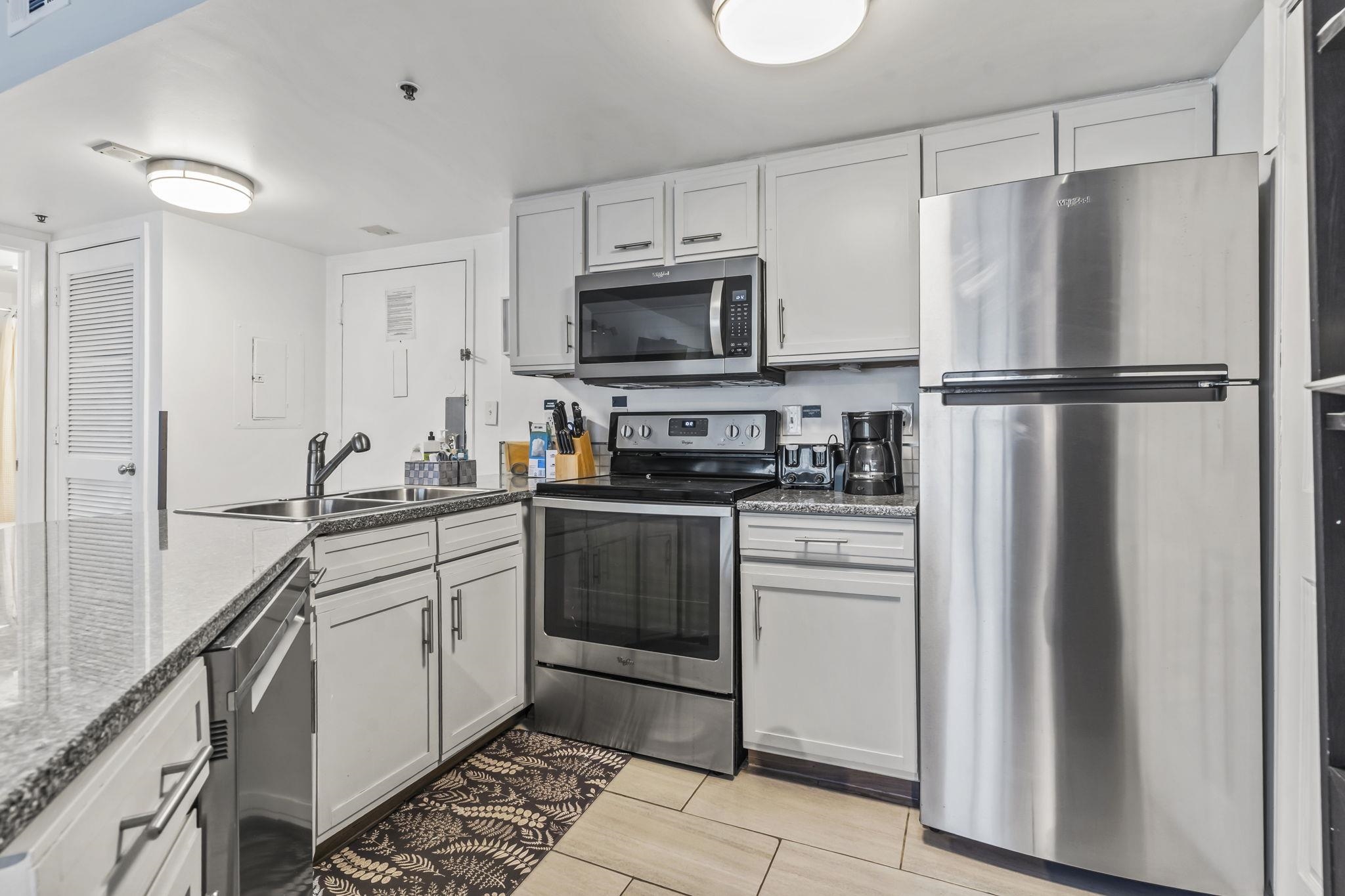 1605 S Ocean Blvd. Property Photo 8