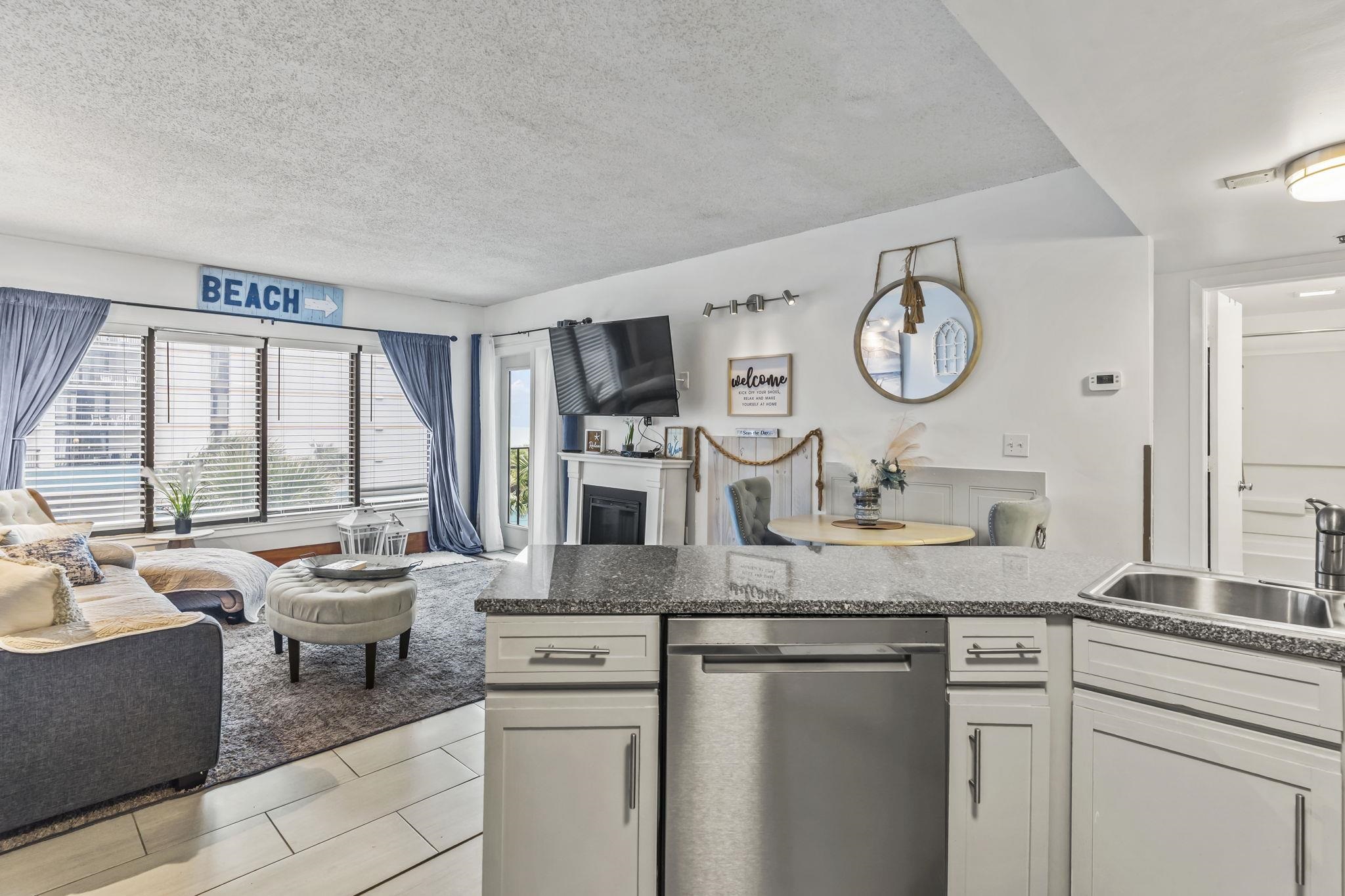 1605 S Ocean Blvd. Property Photo 9