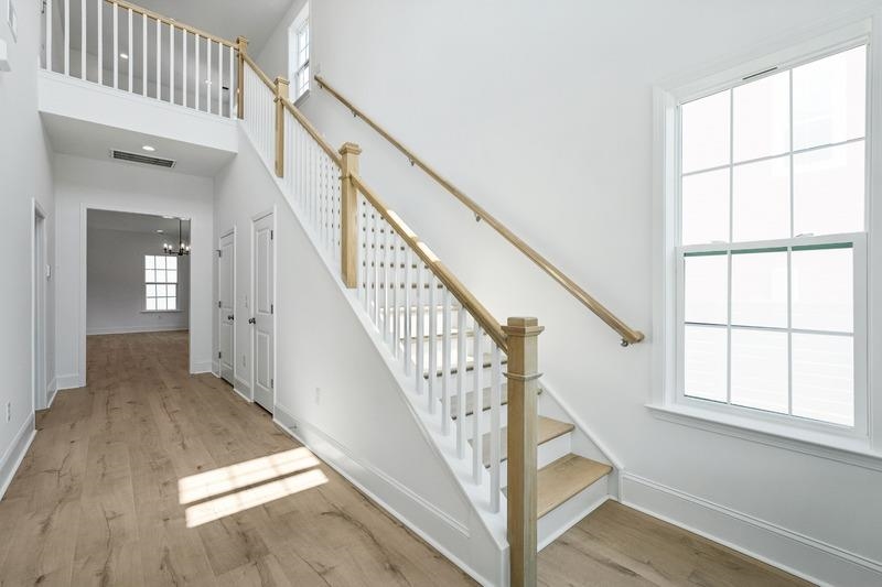 1404 Lancaster Way Property Photo 2