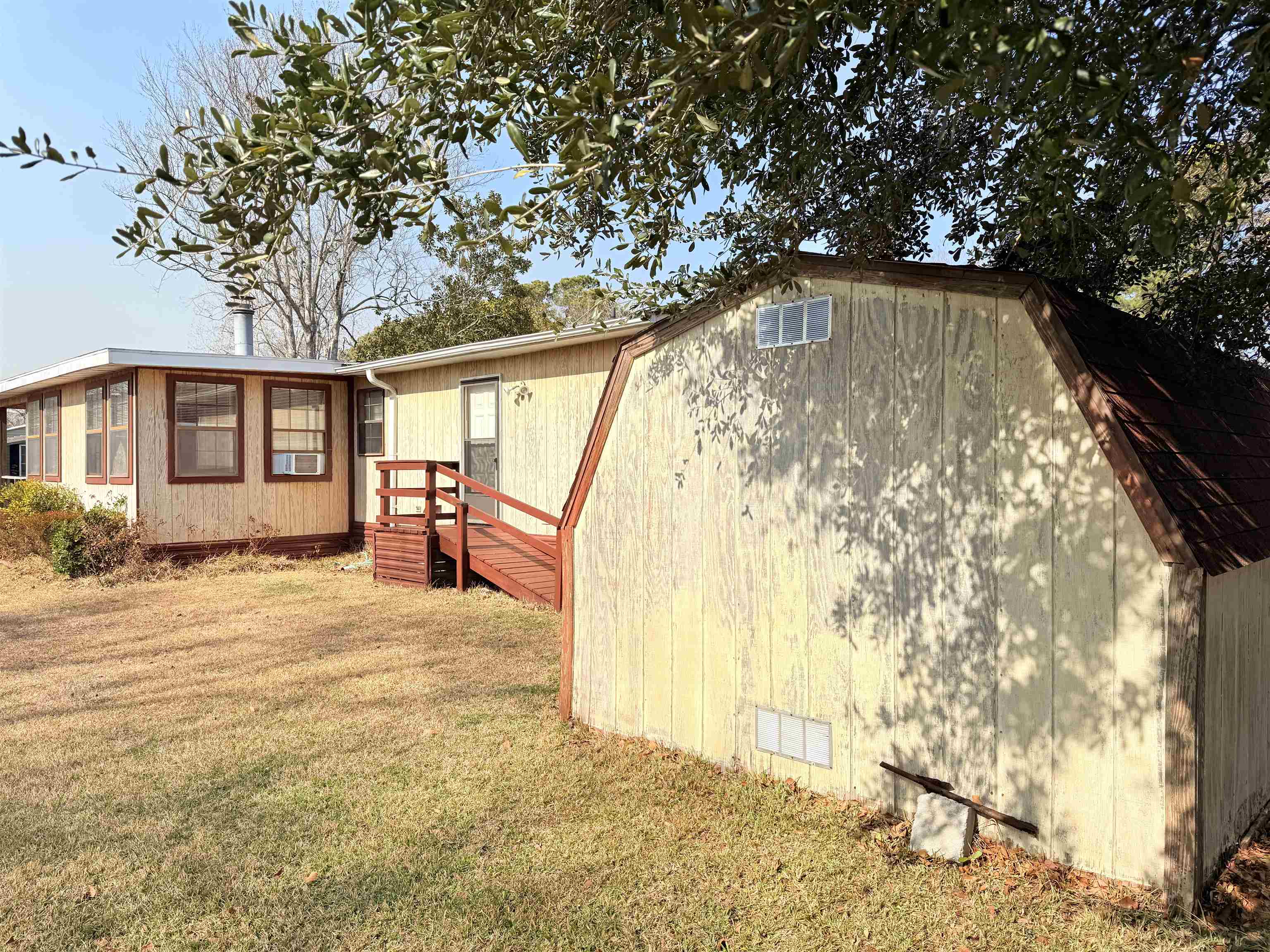 96 Crooked Island Circle Property Photo 8
