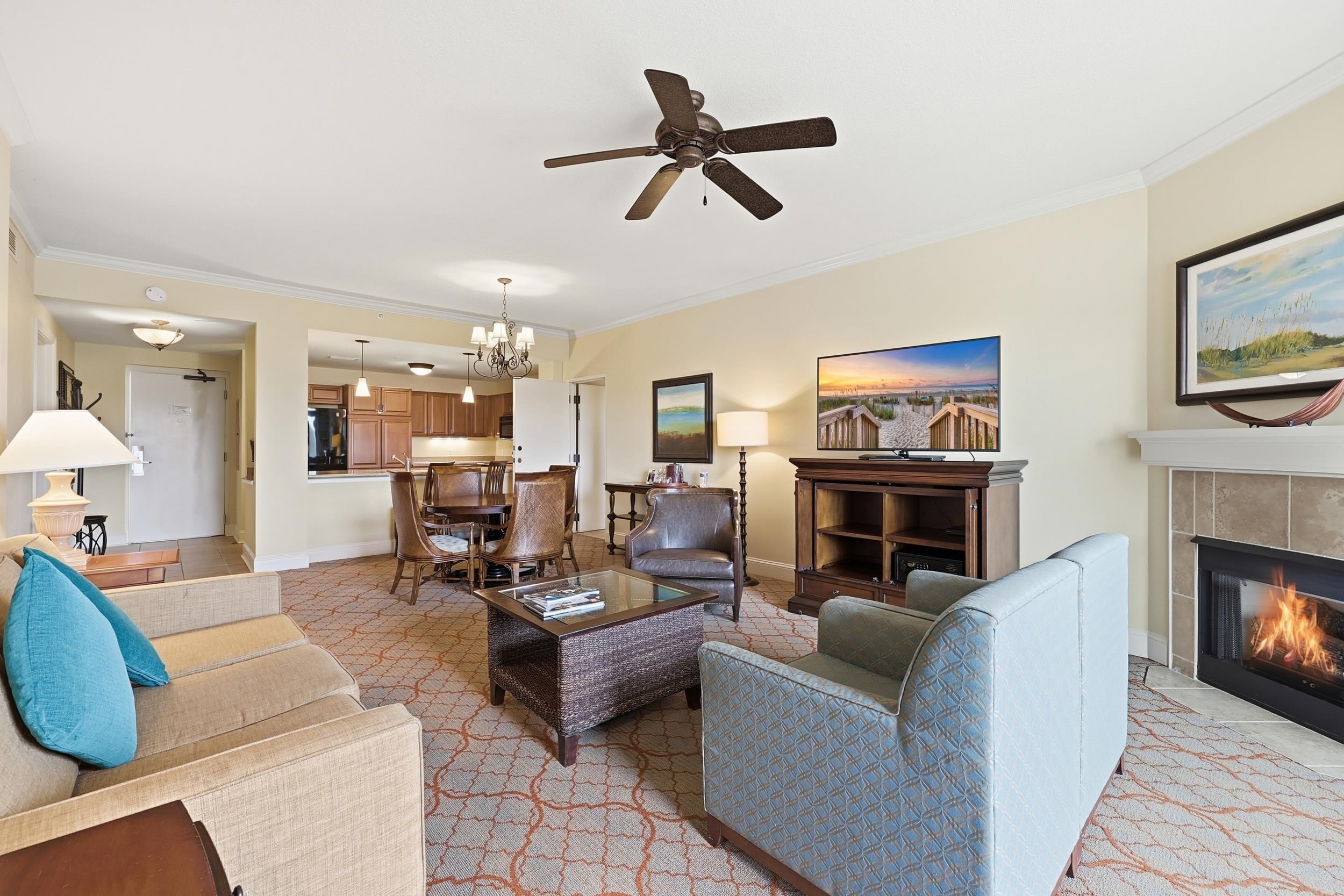 8121 Amalfi Pl. Property Photo 6