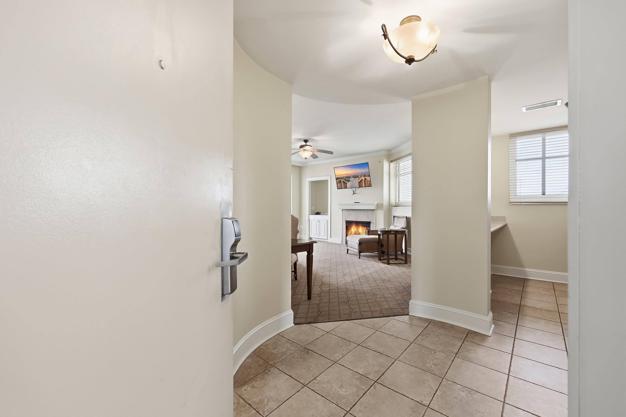 8121 Amalfi Pl. Property Photo 25
