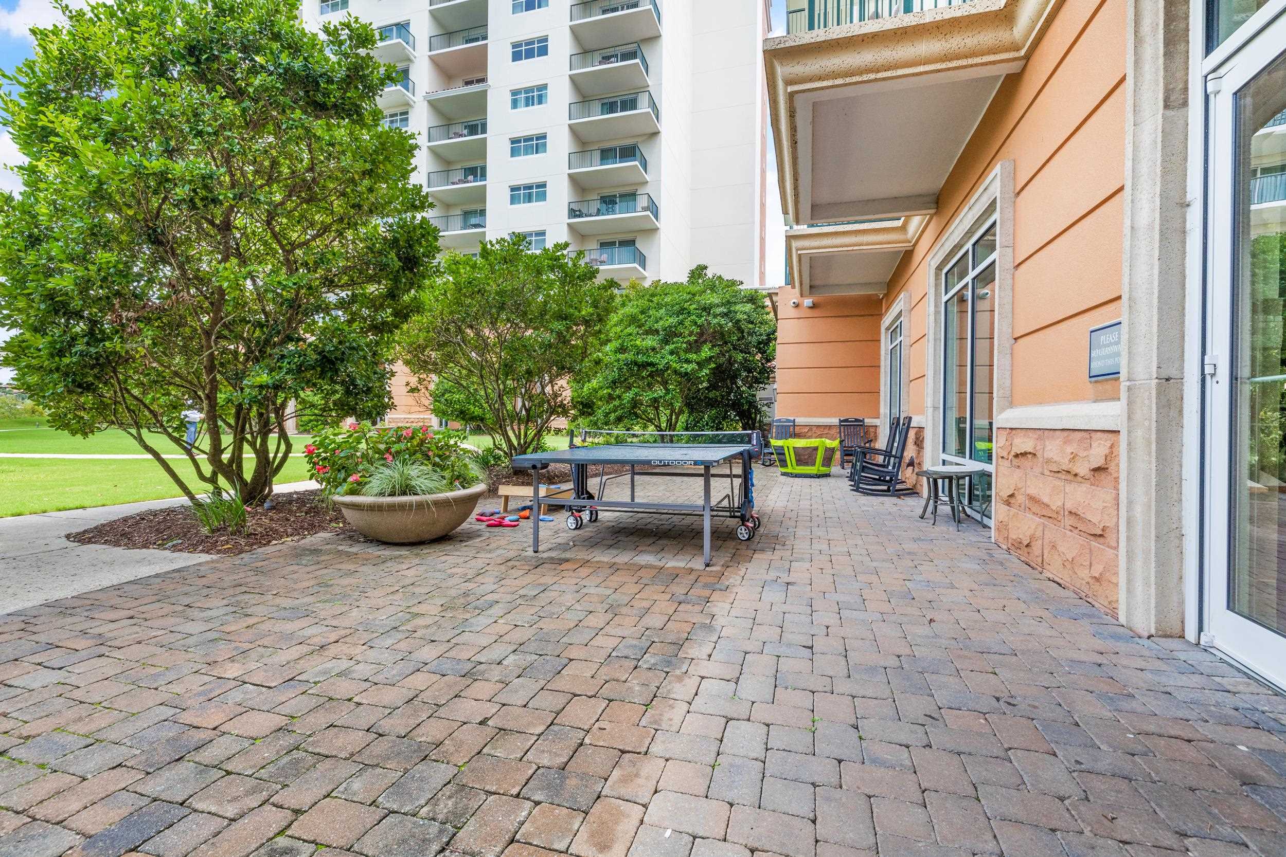 8121 Amalfi Pl. Property Photo 45